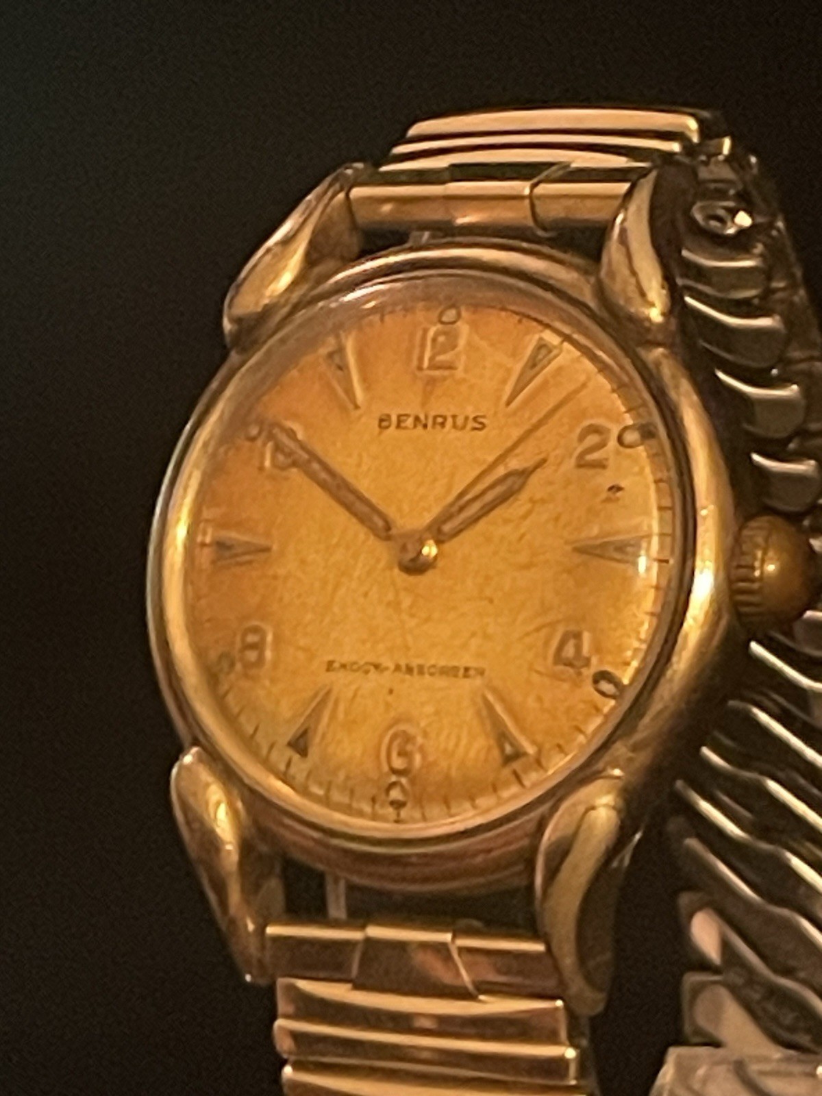 Vintage Benrus Manual Wind Shock-Absorber Swiss Watch Gold Tone Patina Dial Runs