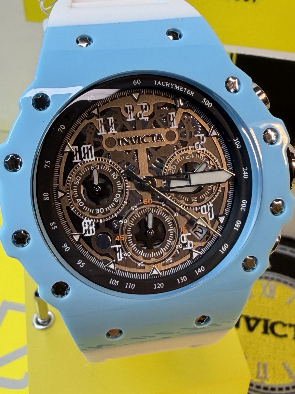 Invicta Racing Vaulthan Men’s 44mm Chronograph , White Blue Watch! NEW & SHARP!!