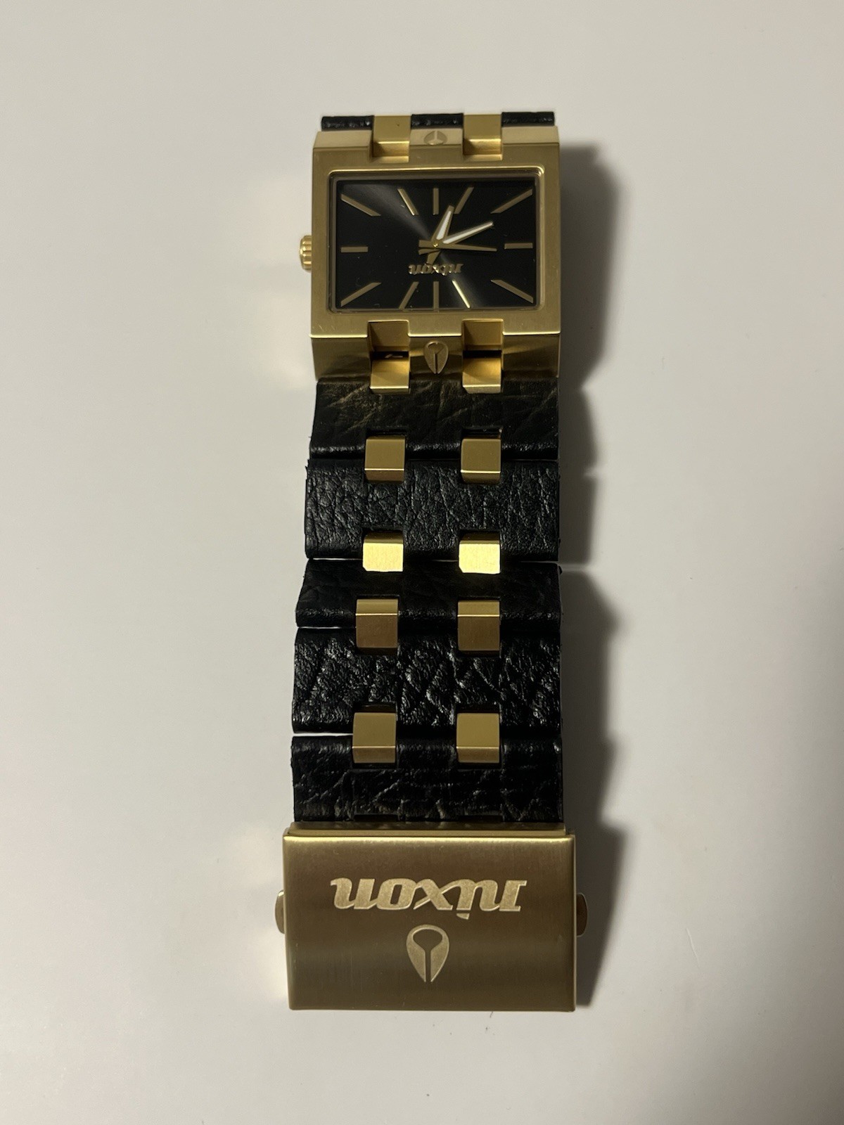Nixon The Big Rig Nice Ride Quartz 100m Gold/Black Leather Bracelet Watch w/ Box