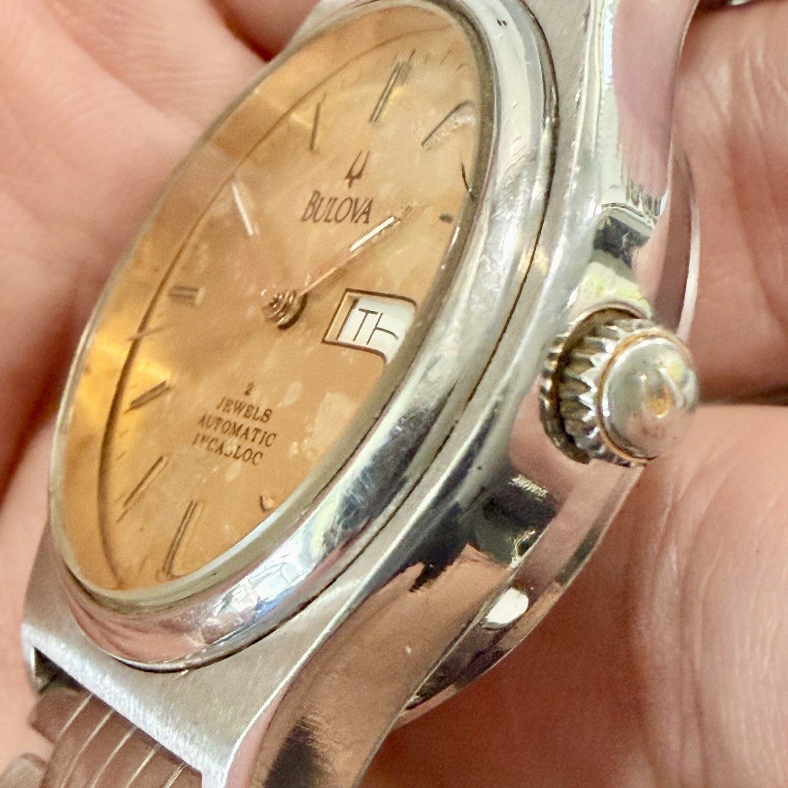 Vintage Bulova 1D13M Automatic 21Jewel Men’s 35mm Watch Original Bracelet RUNS!
