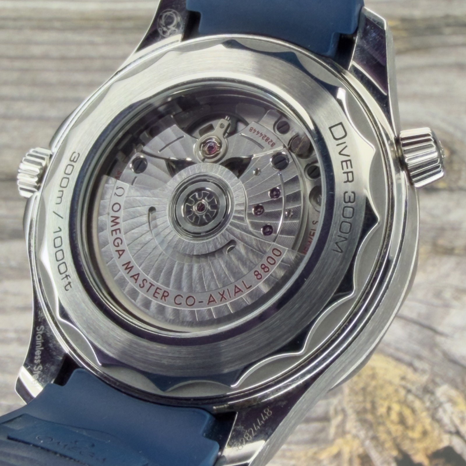 Omega Seamaster Diver 300M 42MM Grey Dial Rubber Strap 210.32.42.20.06.001