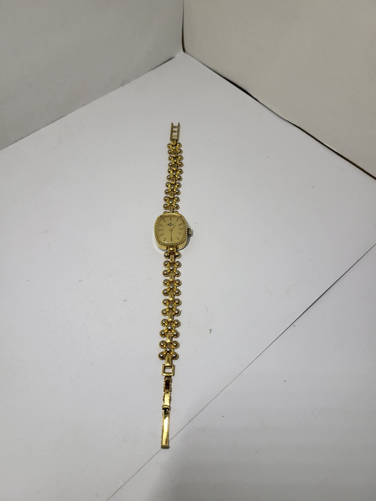 Vintage ROYAL Dep 2111 watch women gold-plated swiss made