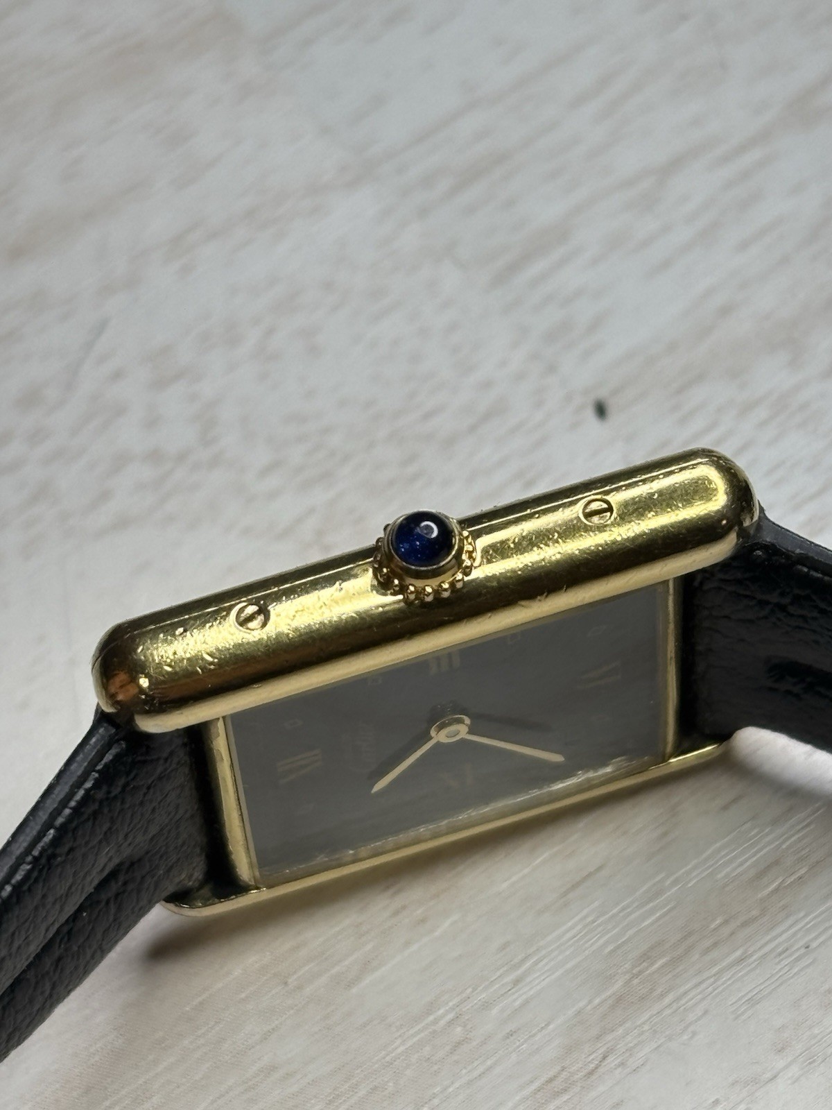 Vintage Must De Cartier Tank Quartz 23.5×30.5mm | Black/Gold Roman Dial Working!