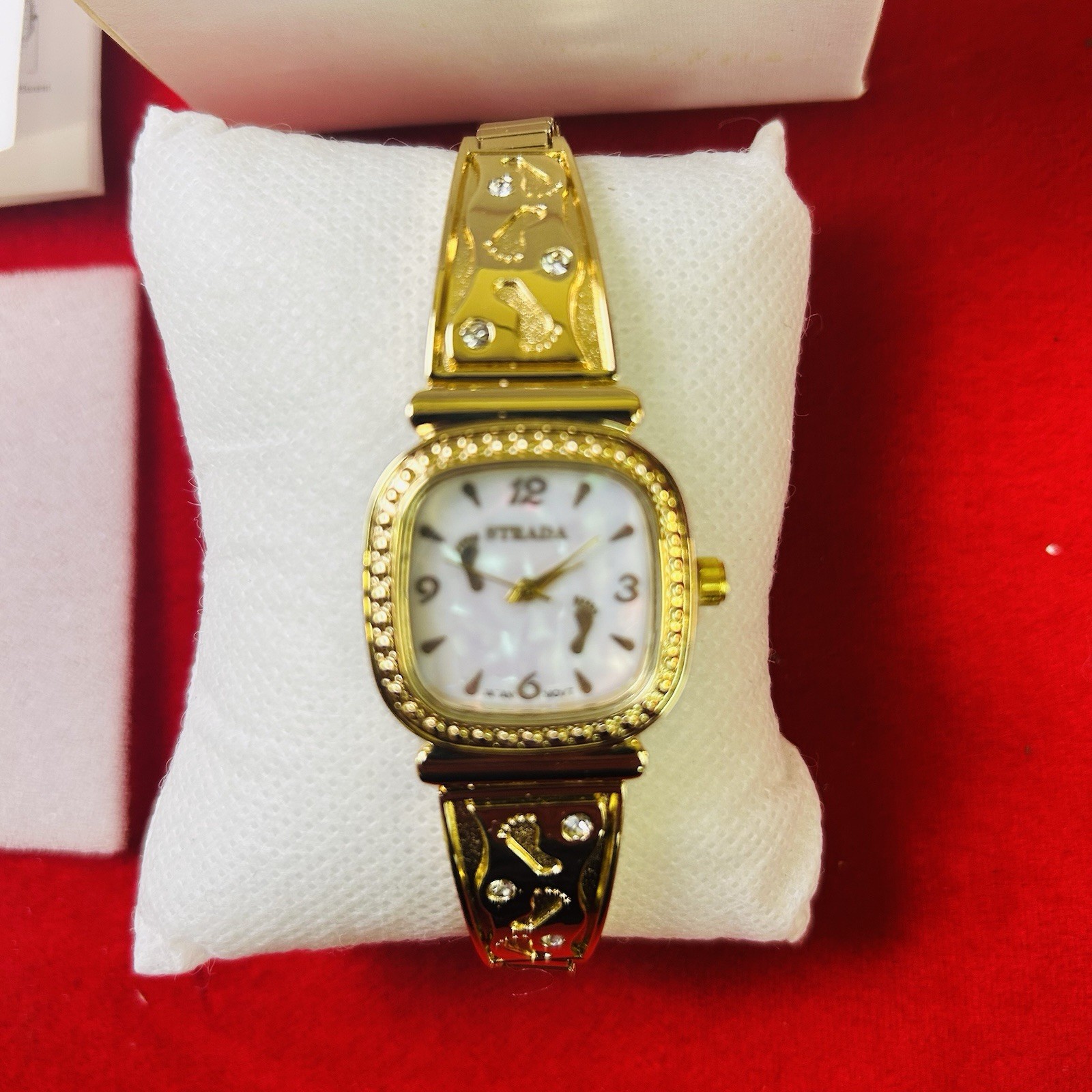Footprints In The Sand Womens Watch Gold Tone Gemmed Sz 6.5″ Bracelet, New!