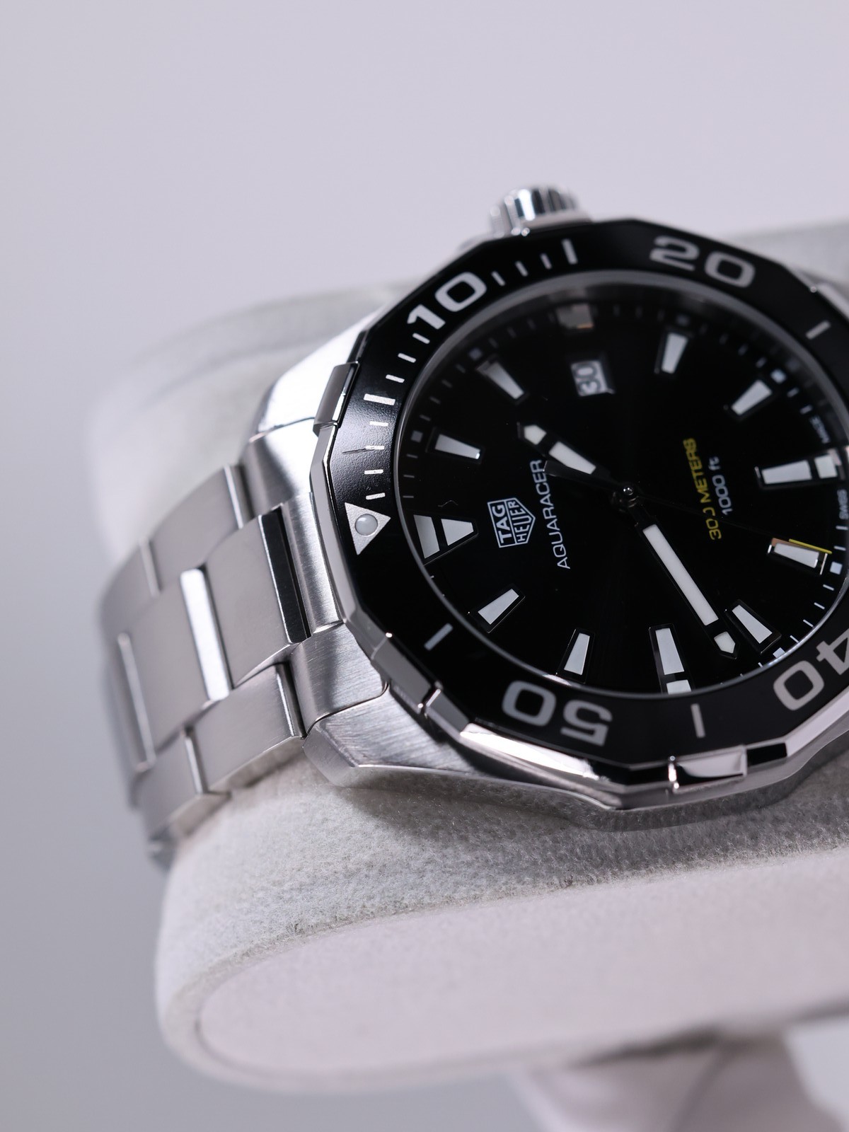 TAG Heuer Aquaracer WAY101A.BA0746 43mm Black Dial Full Set No.69655