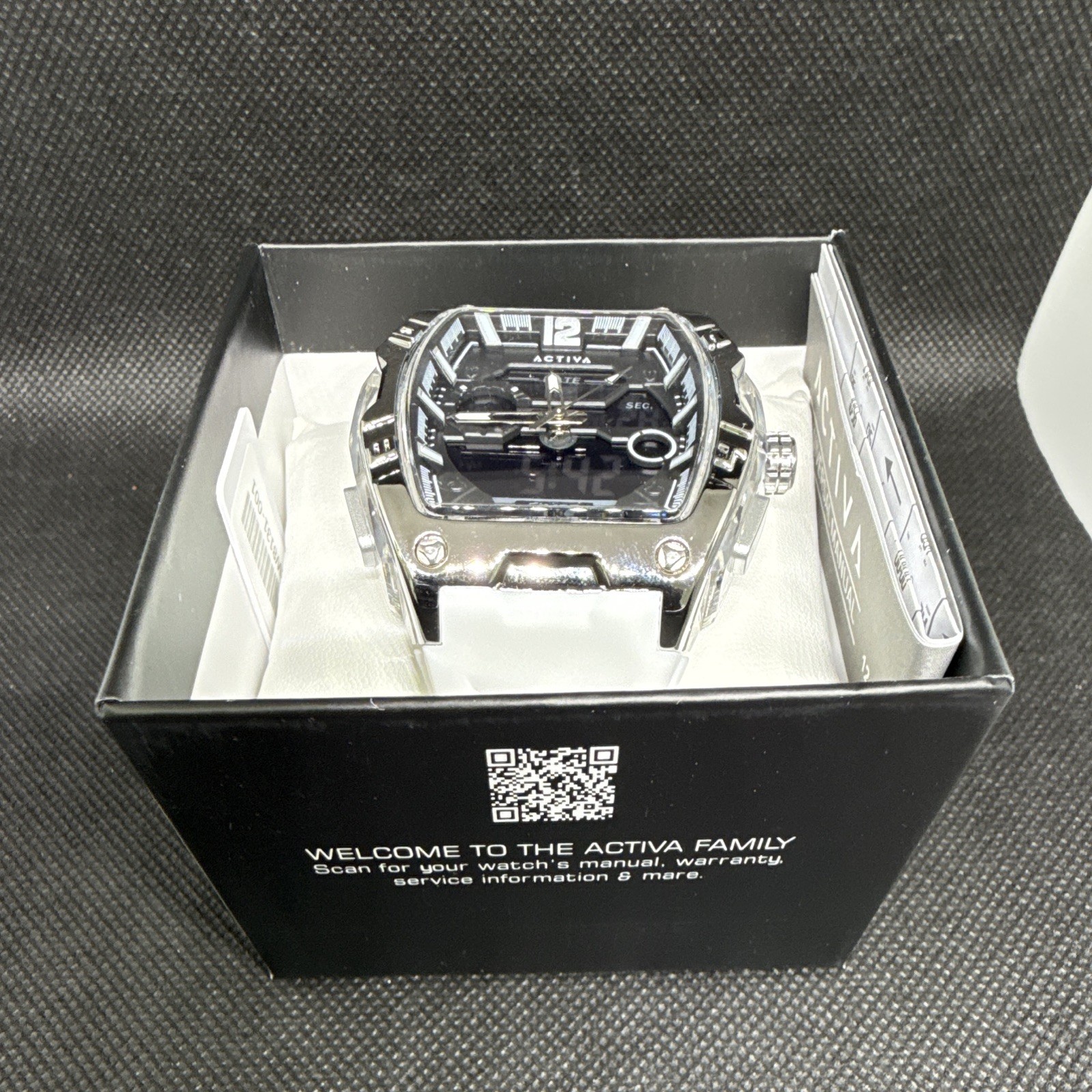 Activa invicta vensiz X-Digital Quartz 50mm Black Dial White Rubber Strap