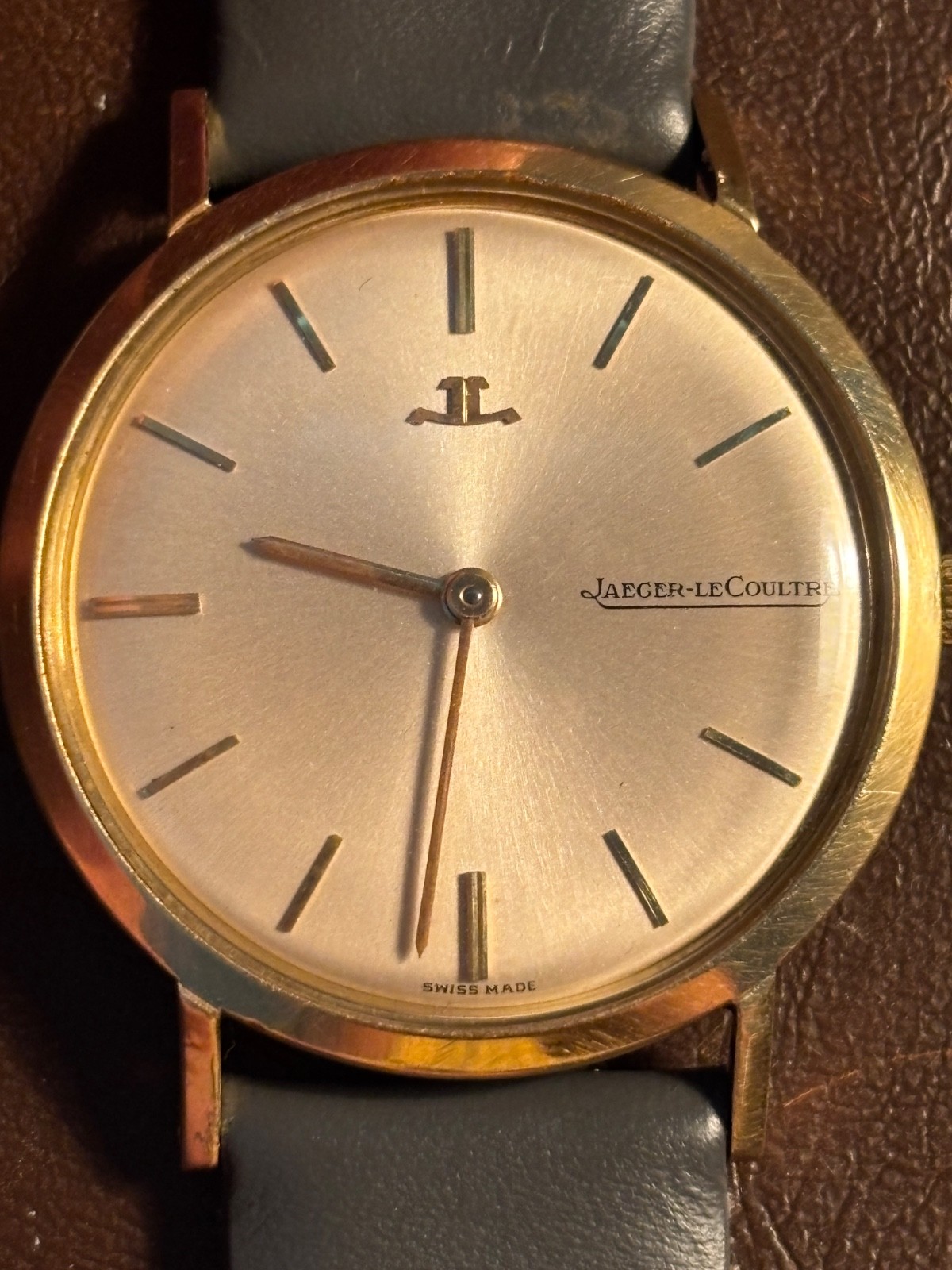 Jaeger-LeCoultre Calatrava Ultra Thin 33.5 mm 18k Gol