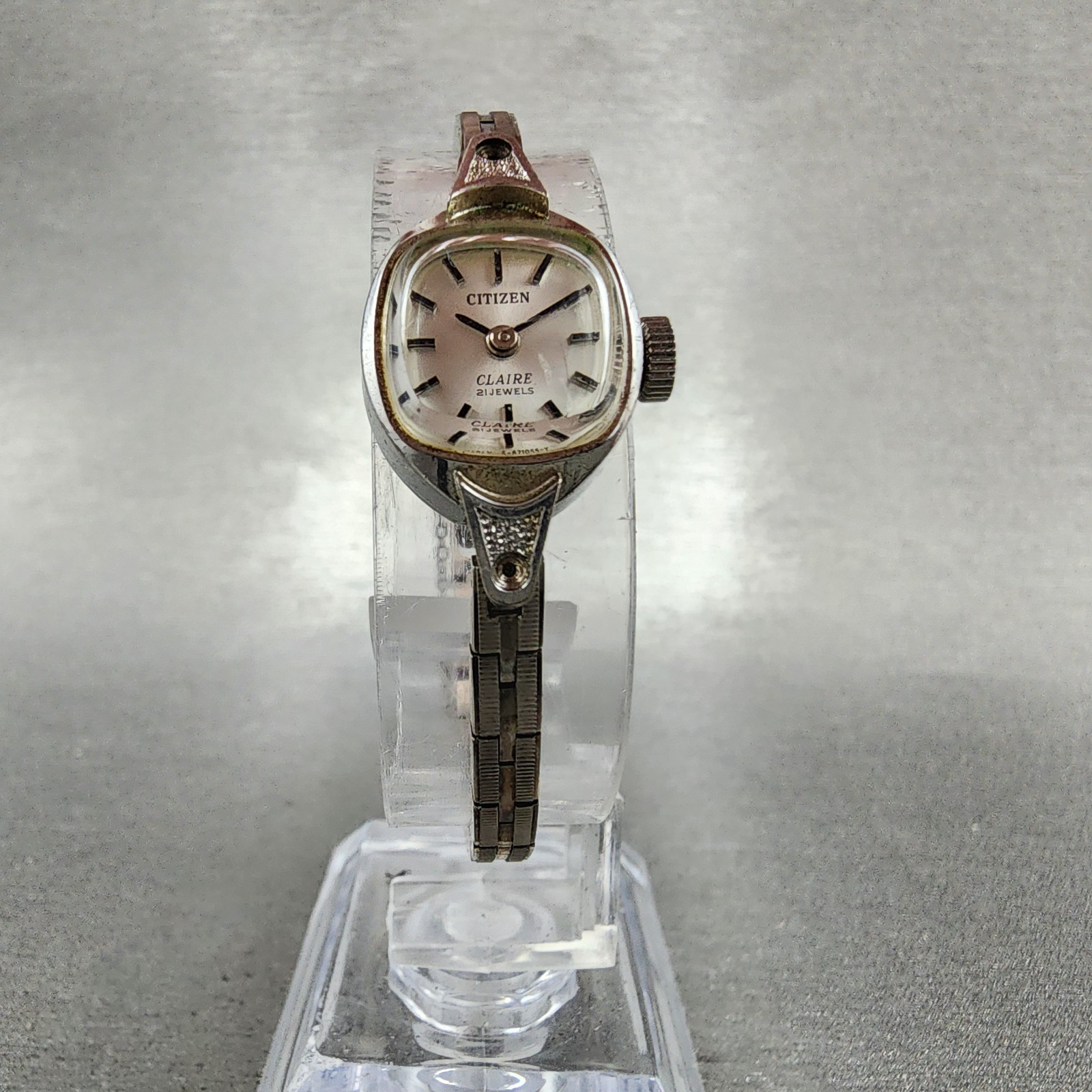 Citizen Claire Watch Women 15mm Silver Dial White Gold Plated Manual Wind Runs