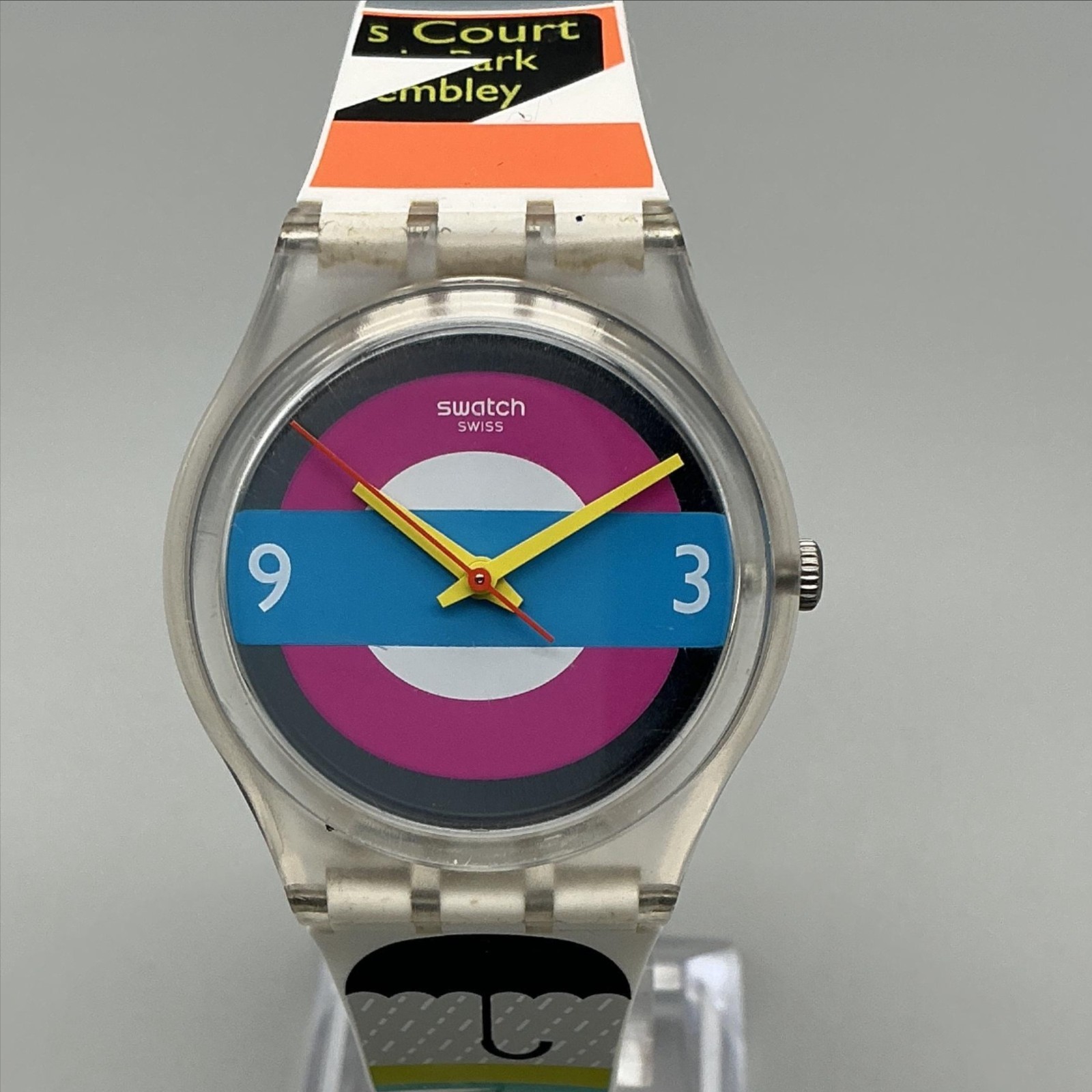Swatch Mind Your Swatch Mens Watch 34mm Brompton Road GZ276 New Battery