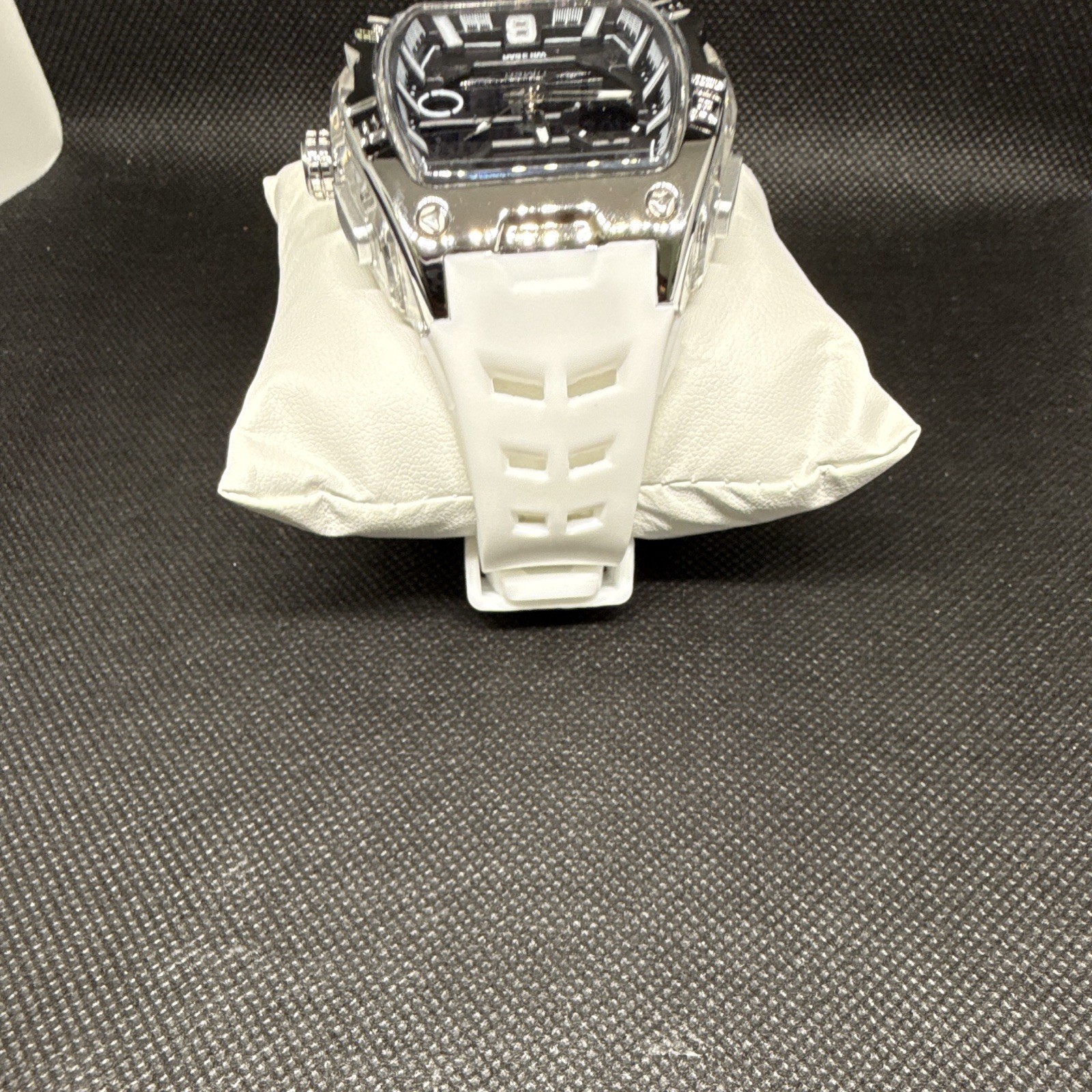 Activa invicta vensiz X-Digital Quartz 50mm Black Dial White Rubber Strap