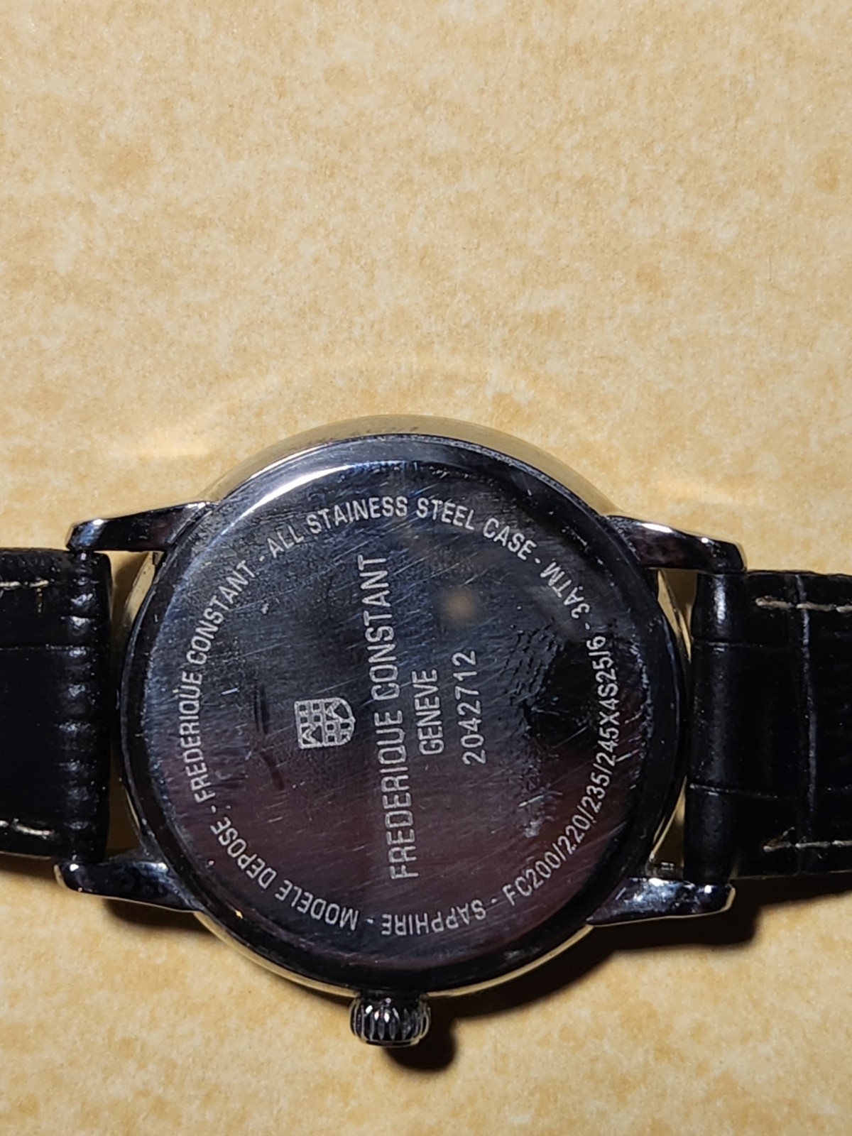 Frédérique Constant Genève Men’s Quartz White Dial Date 35mm Steel Leather