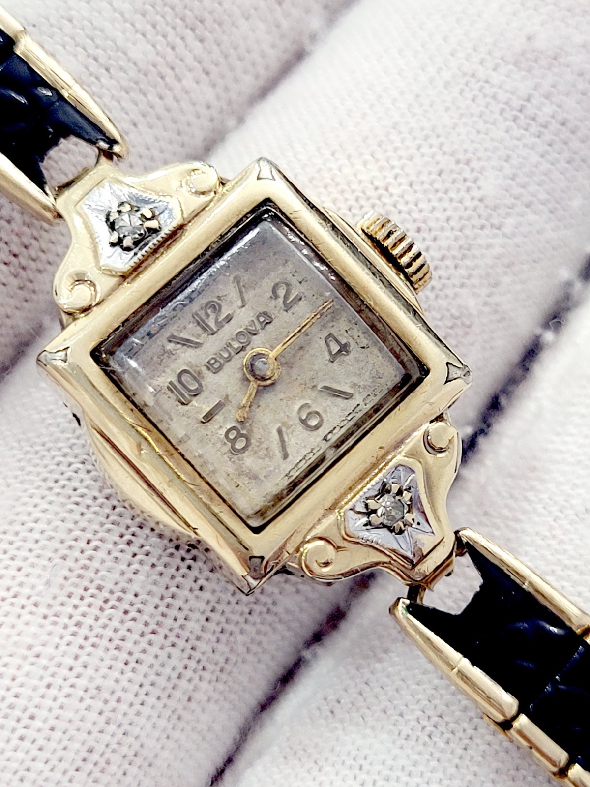 Bulova Ladies Diamond Watch 10K Gold Filled Art Deco Cocktail Vintage 1940 RUNS