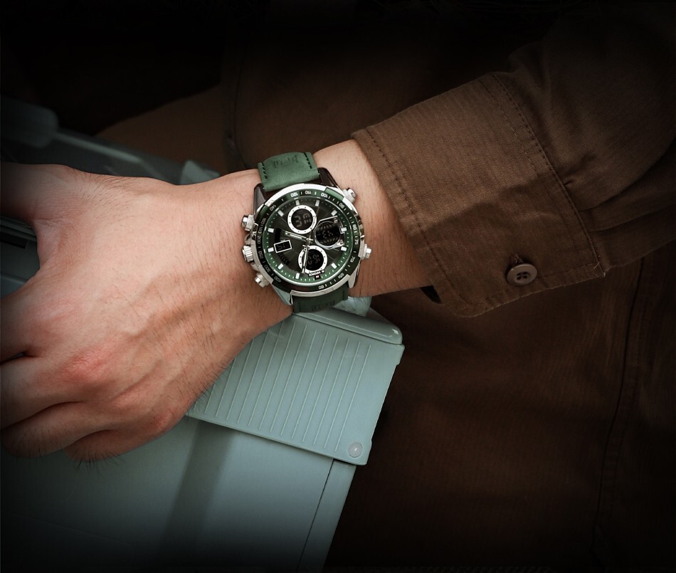 NAVIFORCE Waterproof Men Military Watch Luxury Sports Multifunctional Wristwatch