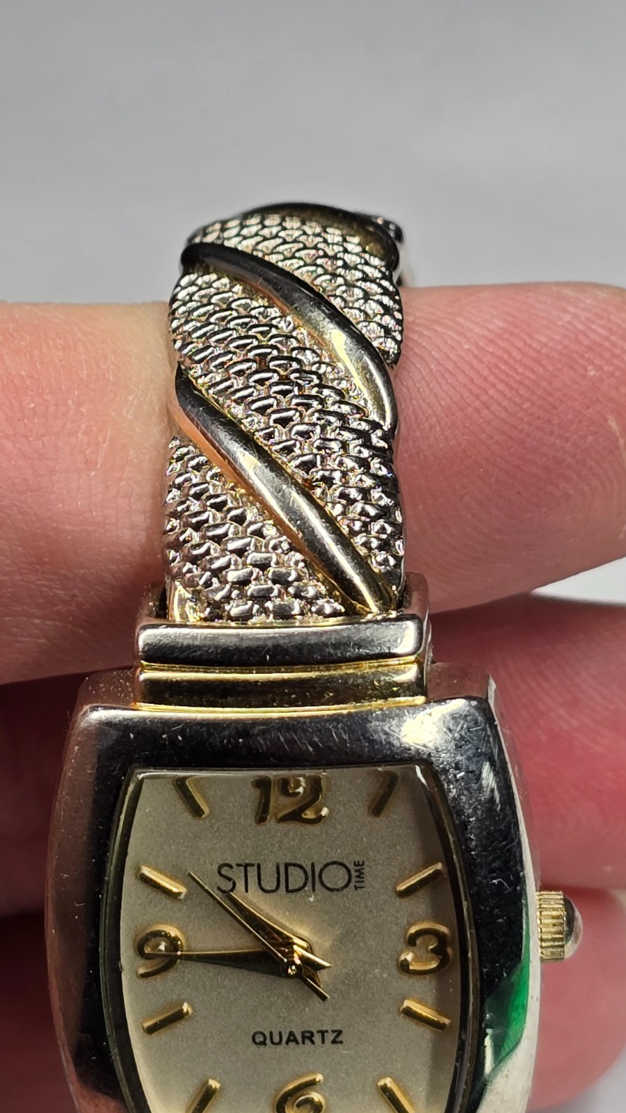 STUDIO Time STD950T Cuff Bracelet Quartz Analog Women’s Watch Sz. 6″ New Battery