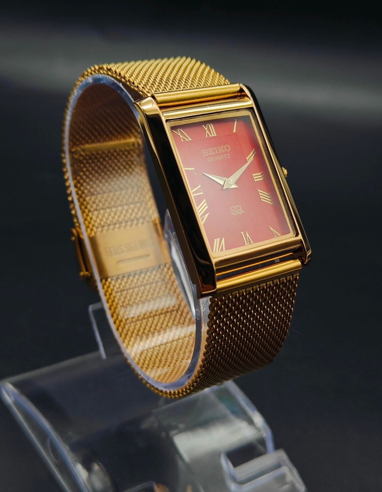 Rare Vintage Seiko Slim Quartz Men’s Wrist Watch