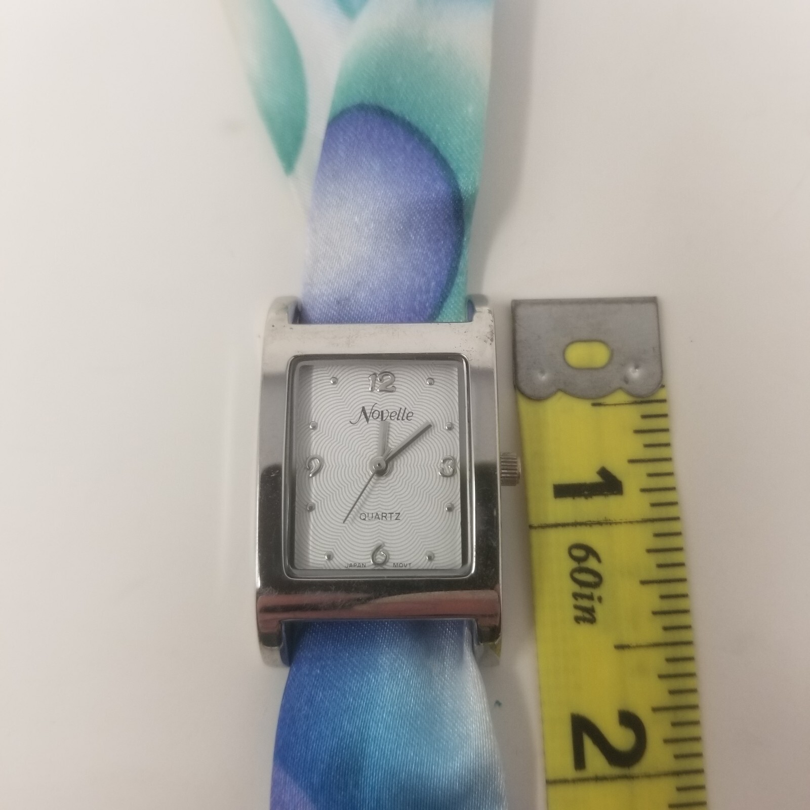 Novelle Blue Purple Bubble Patterened Fabric Braclet Snap Closure Women’s Watch