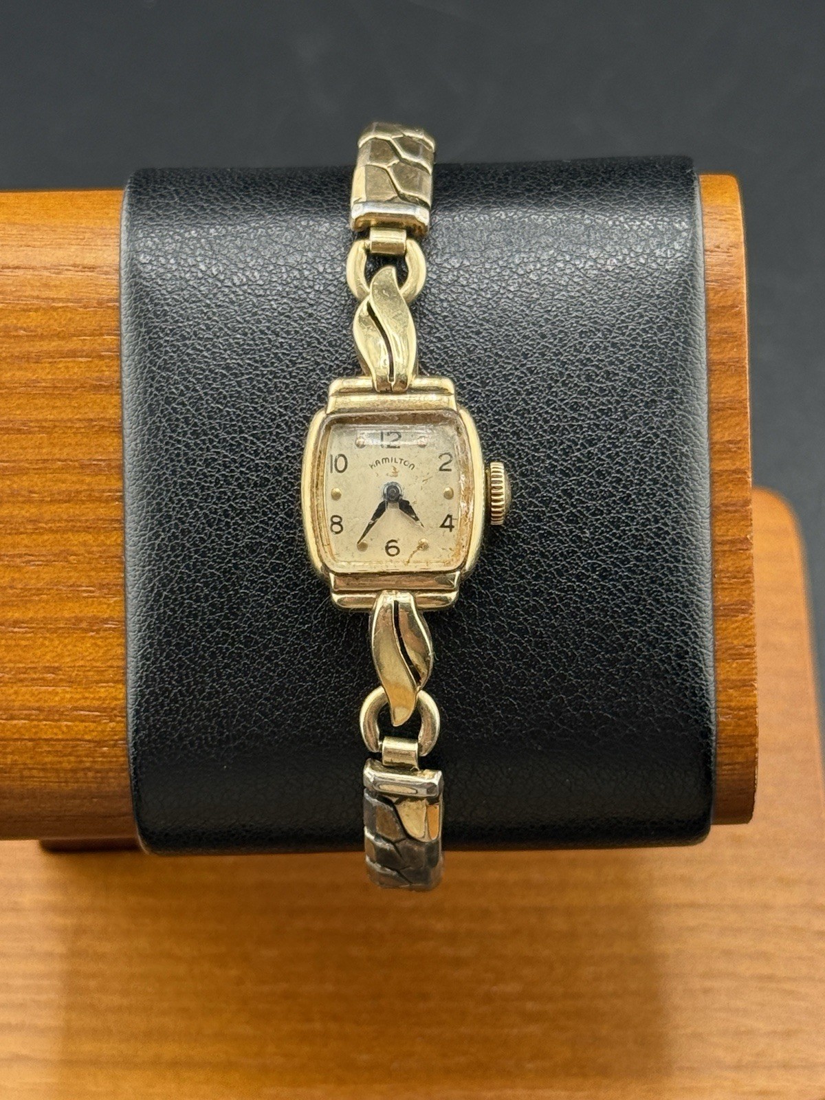 Vintage HAMILTON Solid 14K Ladies Watch 17J Manual Cal 750 For Parts Not Working