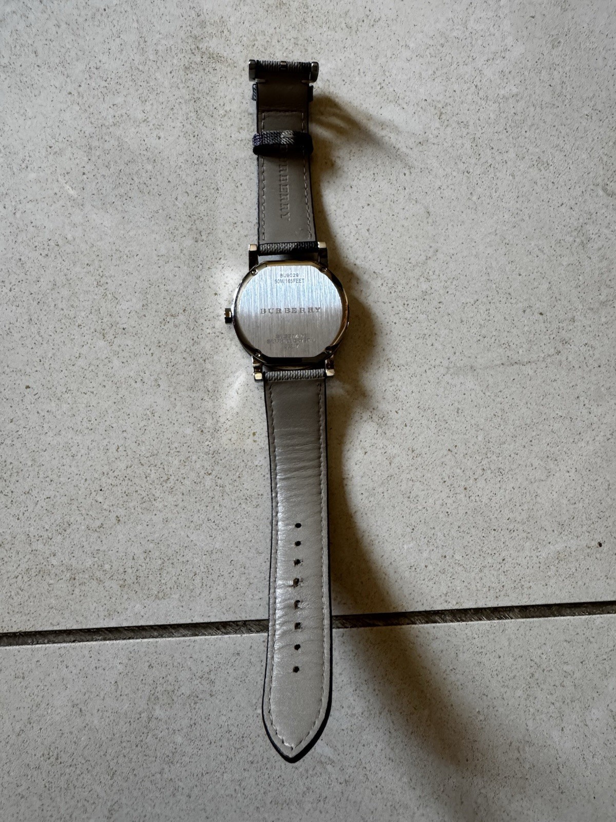 Burberry The City BU9029 Swiss Made Sapphire Crystal 38mm Watch Excellent
