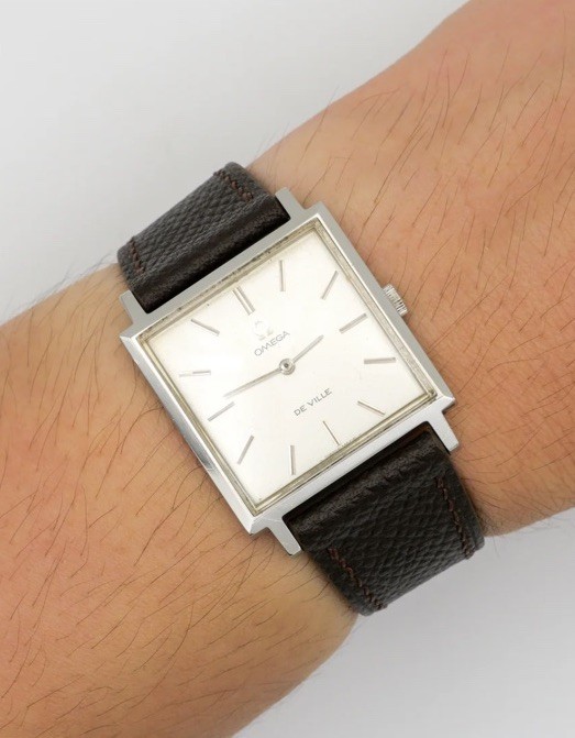 😍 SERVICED Vintage 1960s OMEGA DE VILLE Ref 111.024 Manual Cal 620 Steel Tank