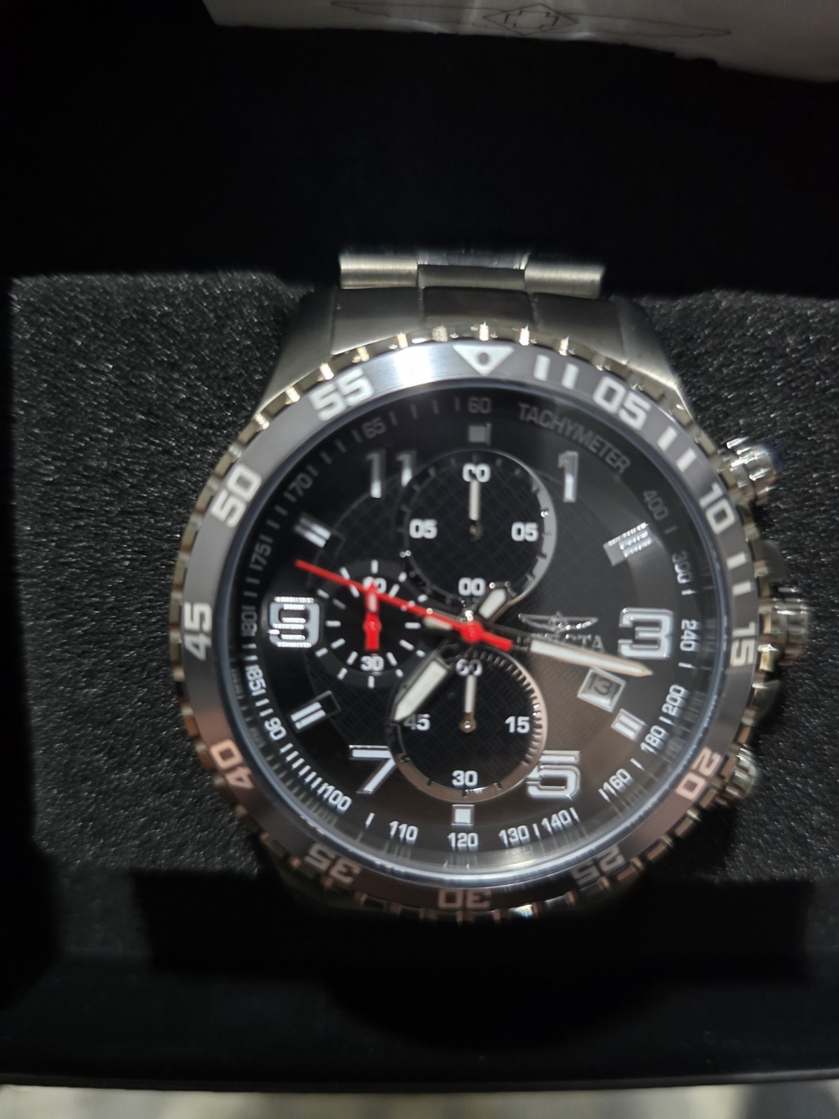 Invicta Men’s Quartz Chronograph Black Dial SS Bracelet Tachymeter Date Box