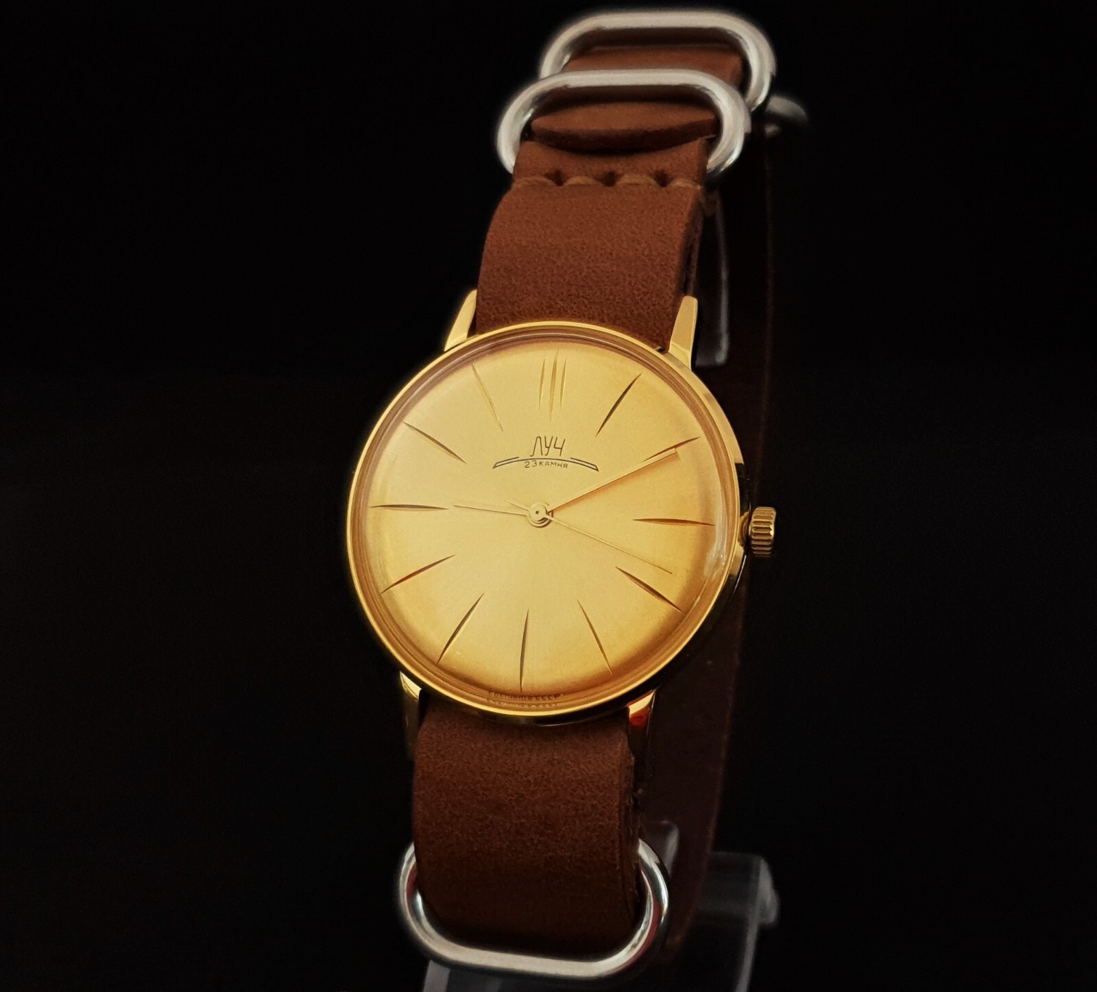 Vintage Watch USSR Poljot De Luxe ULTRA SLIM Soviet Men’s Wristwatch Luch 2209