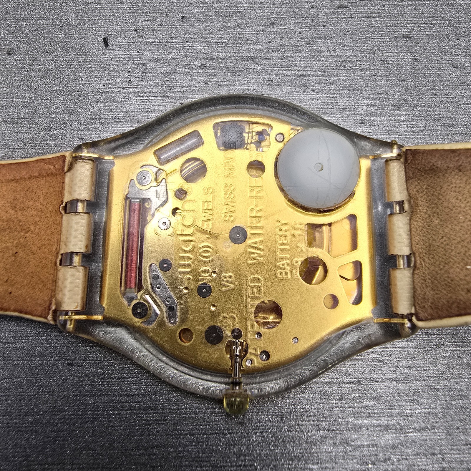 Swatch Skin THINE Watch Women Gold Dial Clear Case Round SFK155 New Battery