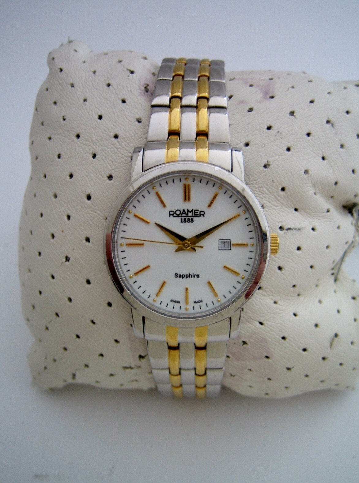 ROAMER WATCH WOMENS CLASSIC 709844 47 25 70 GOLD STAINLESS STEEL SWISS GENUINE