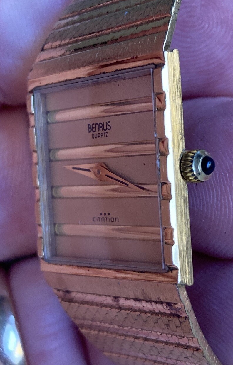NOT WORKING Vintage Benrus Citation Tank Men’s Quartz Watch Gold Case Japan