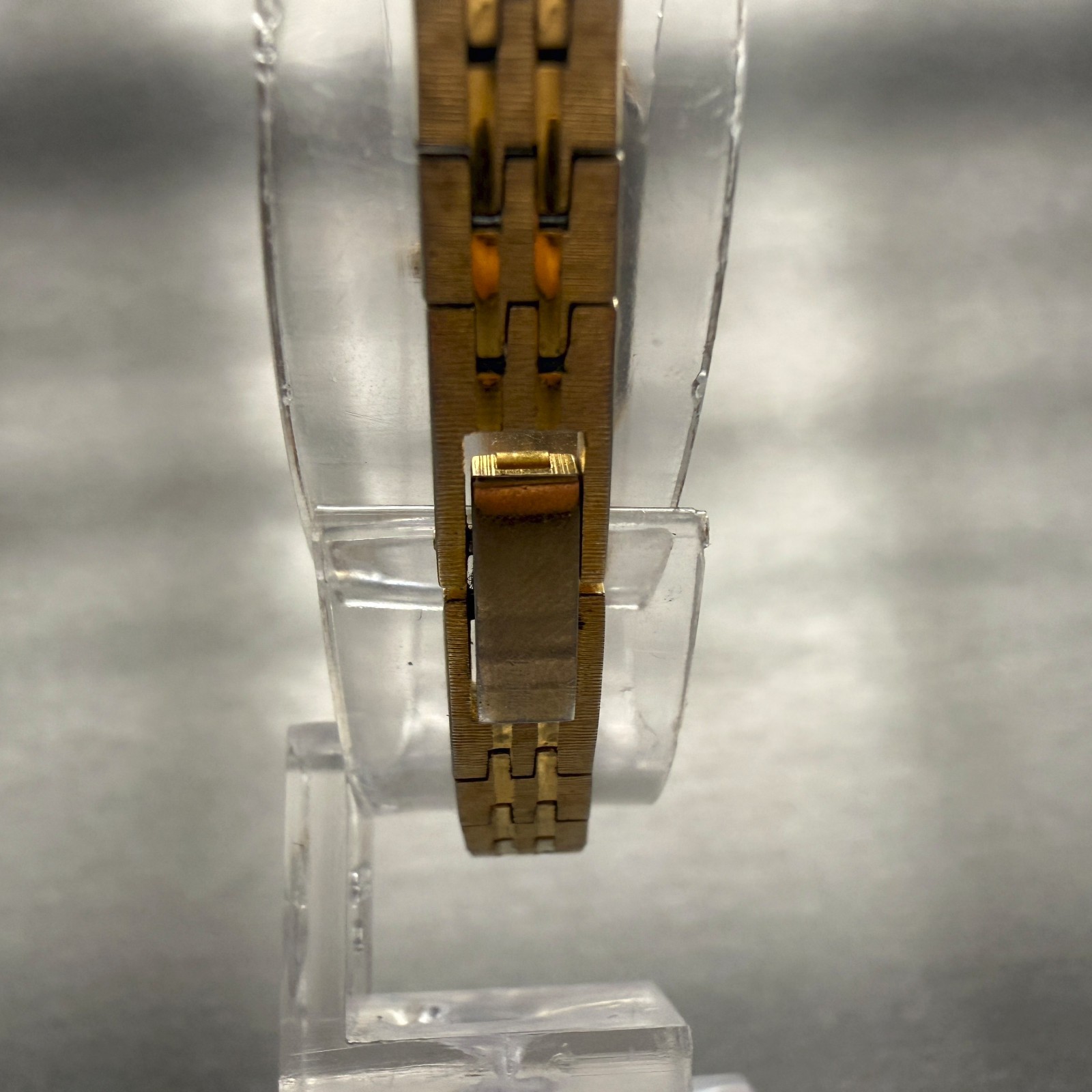 Citizen Watch Women 13mm Black Dial Gold Tone Rectangle 5421-S18523 New Battery