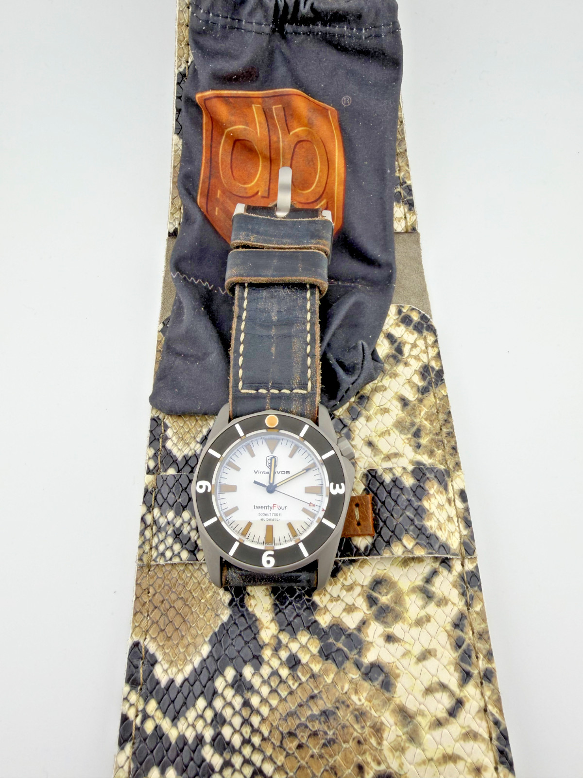 Vintage-VDB F24 Titanium – vintage leather strap – SWISS movement – BRAND NEW
