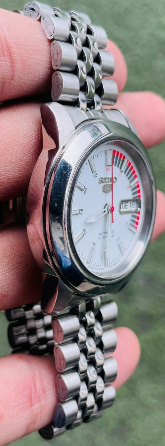 Seiko 5 Automatic 7S26-02W0 White Dial Day-Date 21 Jewels Men’s Vintage Japan