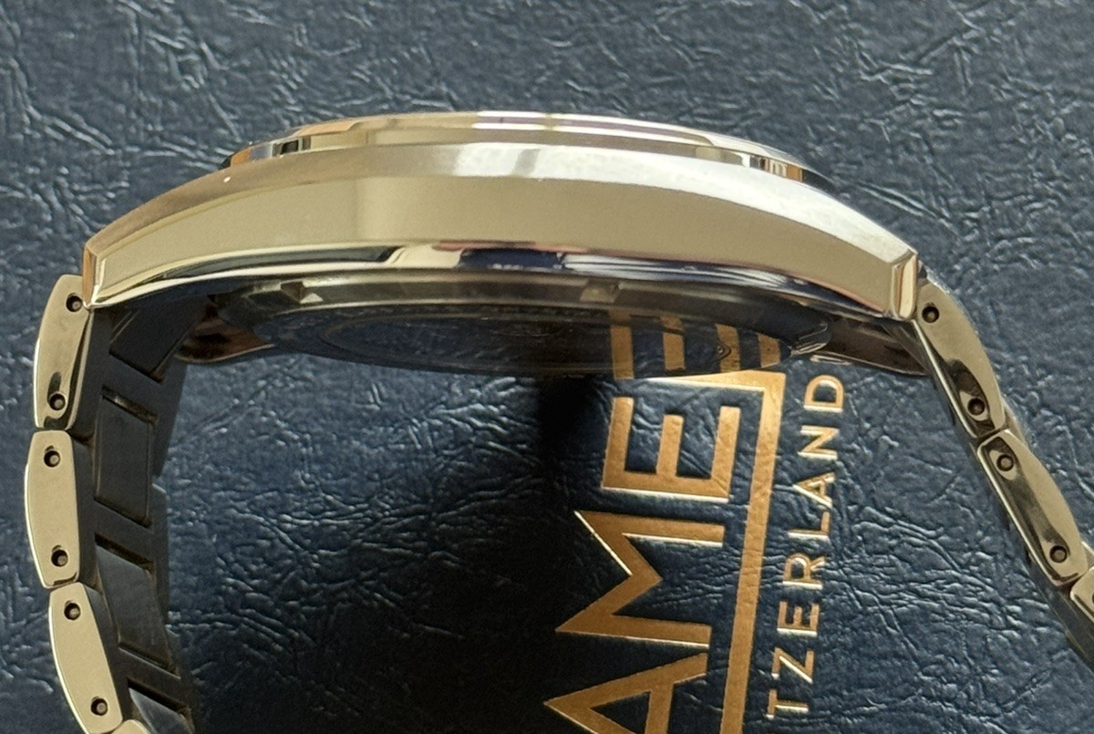 Roamer 210665 41 25 20 Searock Automatic White Dial.