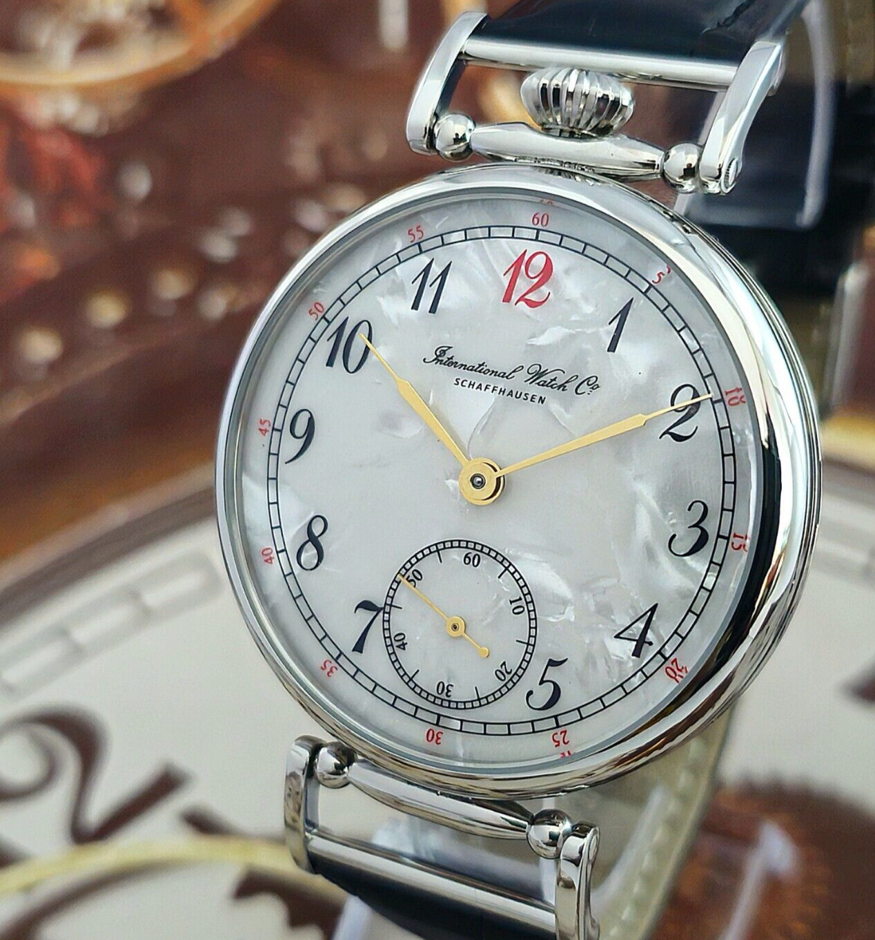 Watch USSR MARRIAGE 3602 Rare Dial Vintage mechanism MOLNIJA 18 Jewels