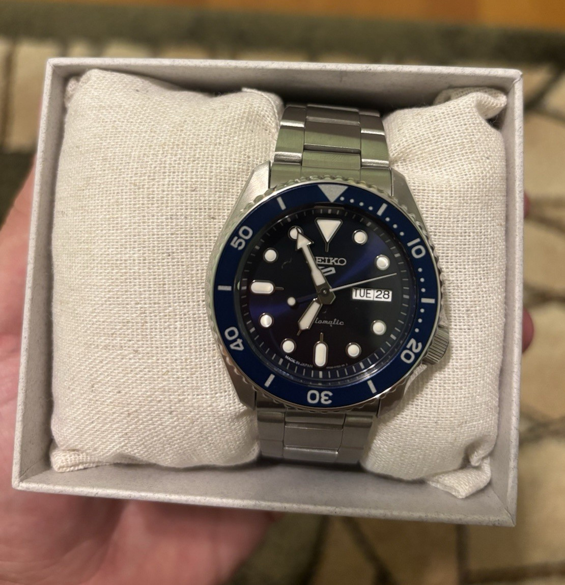 Seiko 5 Sports Automatic 40-43.9mm Blue Dial/Bezel Steel Bracelet Box Papers