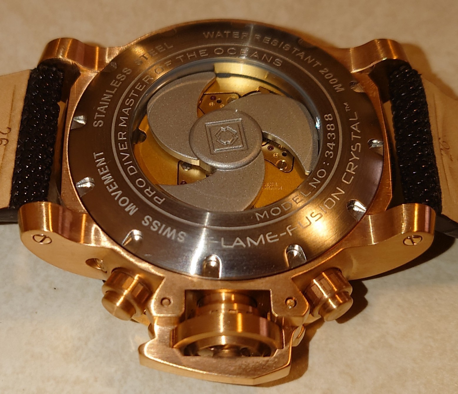 Invicta 52mm Sea Hunter GENUINE STINGRAY Model 34388 SWISS Ronda 5040.F, 200M WR