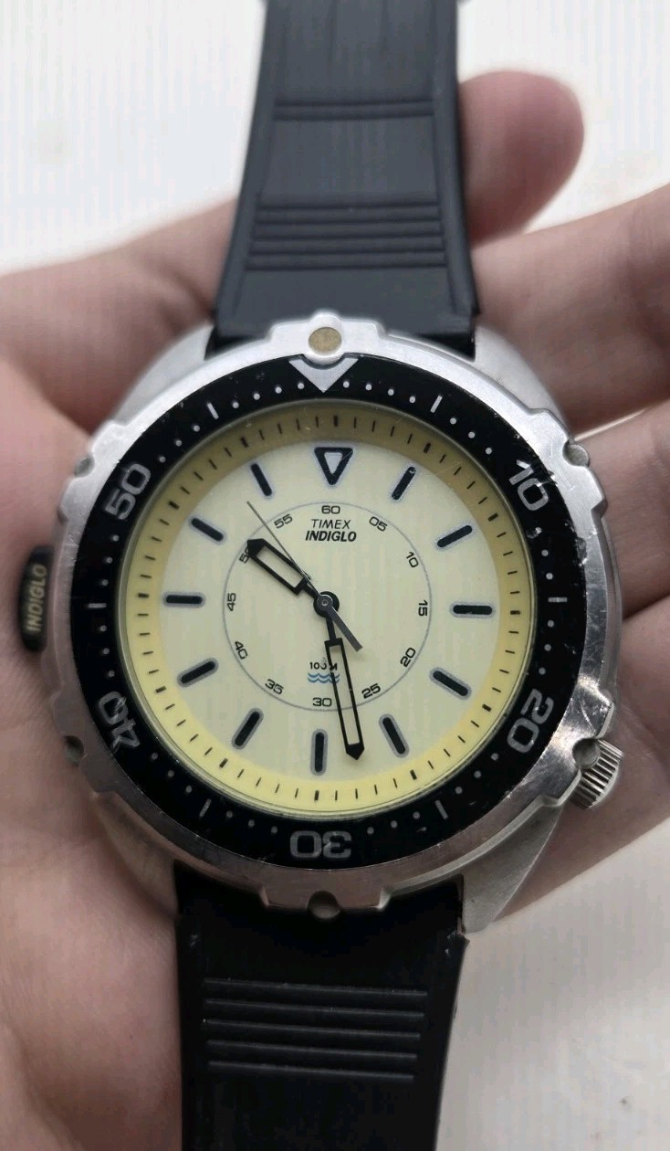 Timex Intrepid Vintage INDIGLO Dive Watch 100M Cream Dial JFK Jr. Style (122)