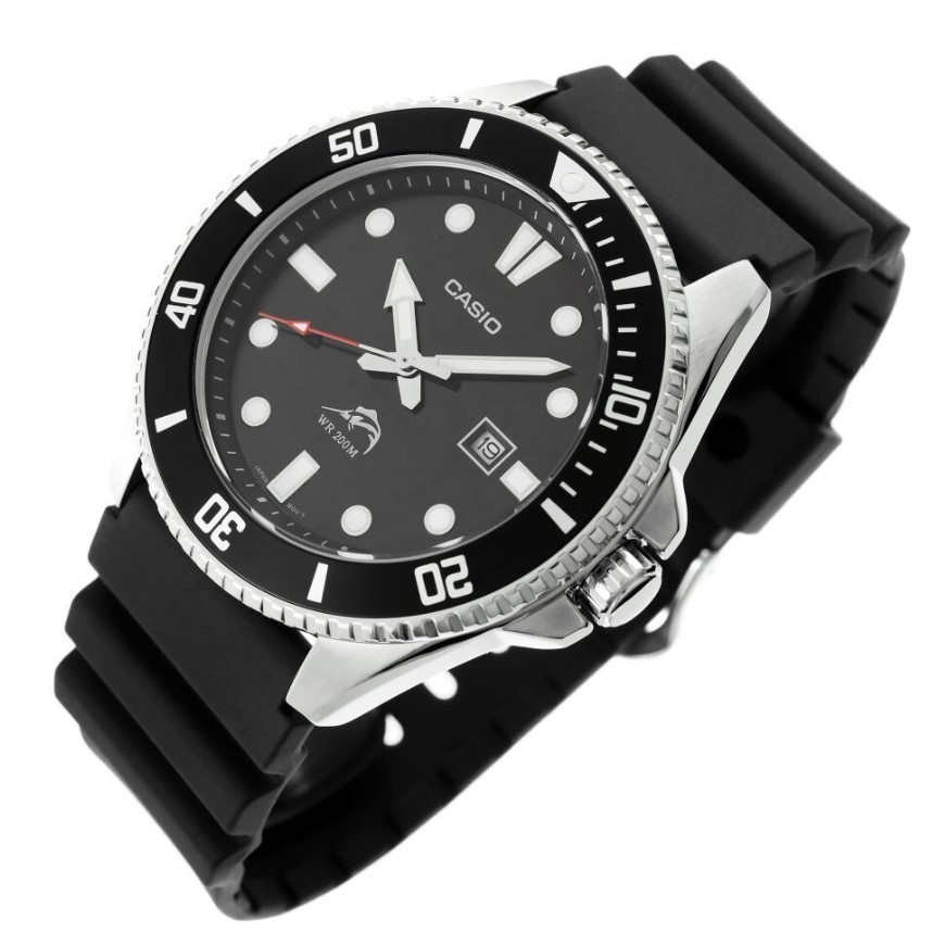 Casio Men’s Black and Silver Dive Style Sports Analog Watch – MDV-106-1AV