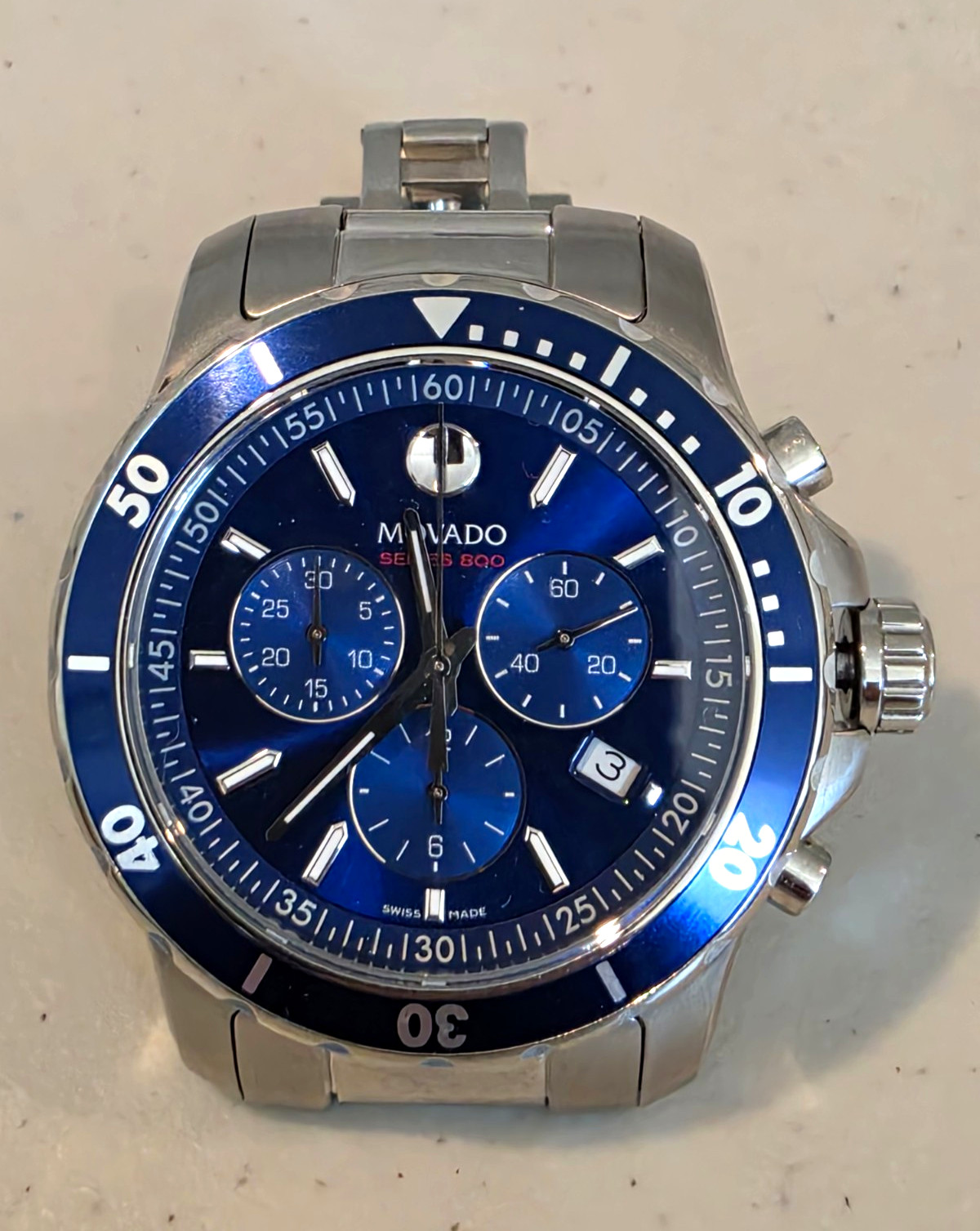 Movado Series 800 Men’s Quartz Chronograph Date 42mm Blue Dial 200m Watch