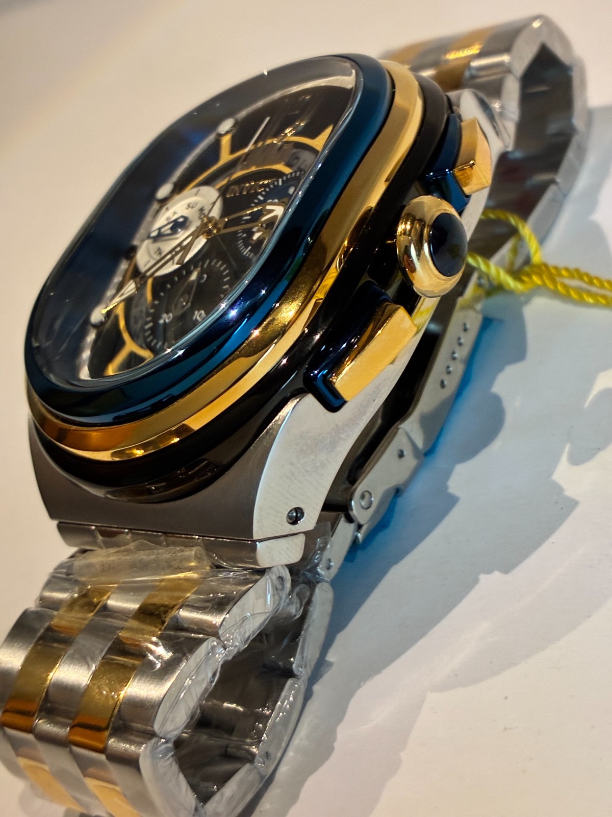 INVICTA LUPAH SWISS RONDA Z60 FE CALIBER 46mm QUARTZ WATCH ( MSRP: $599) NEW
