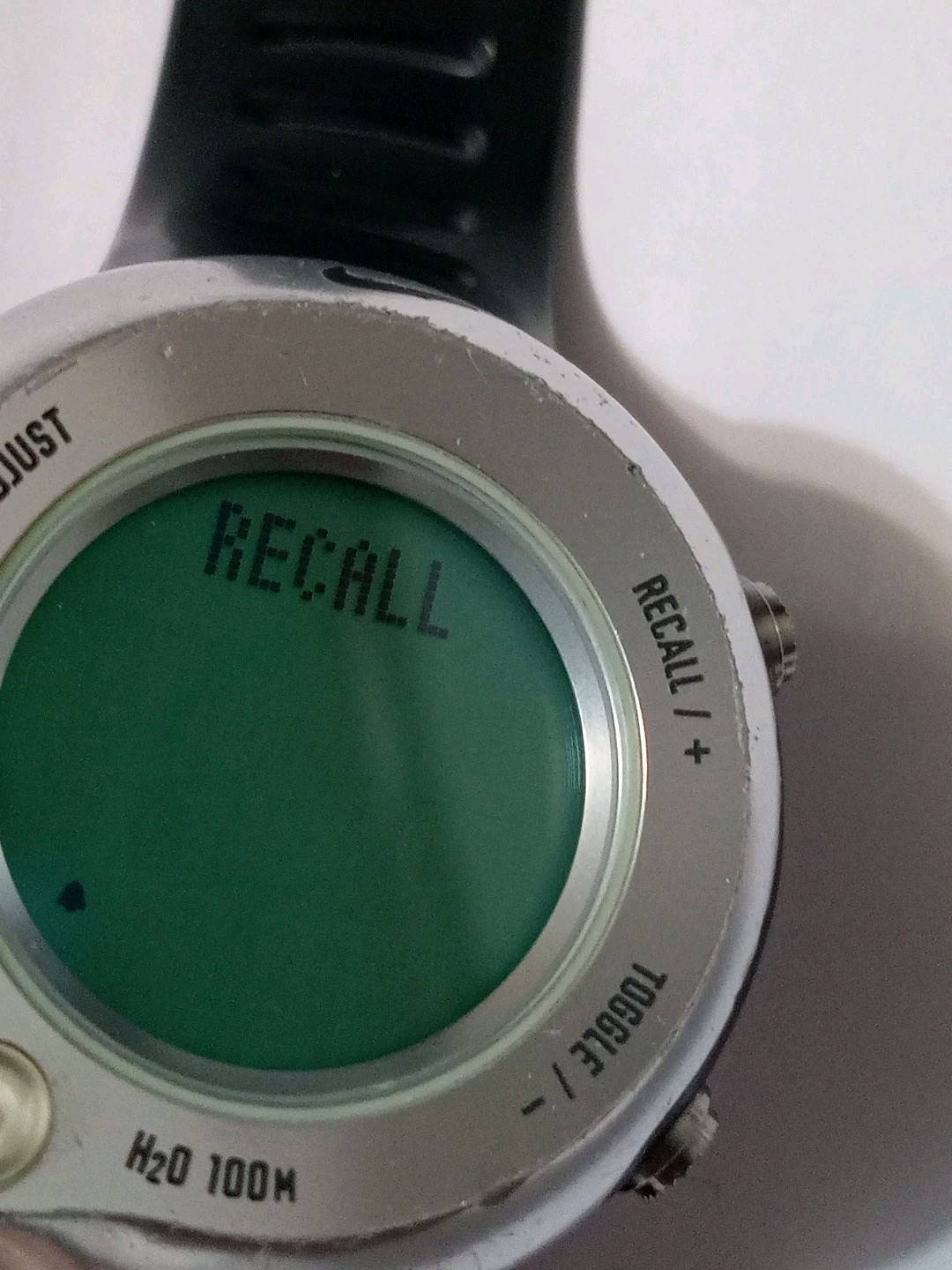 RARE Nike WA0018 Altitude Compass Barometer. Dual Time.