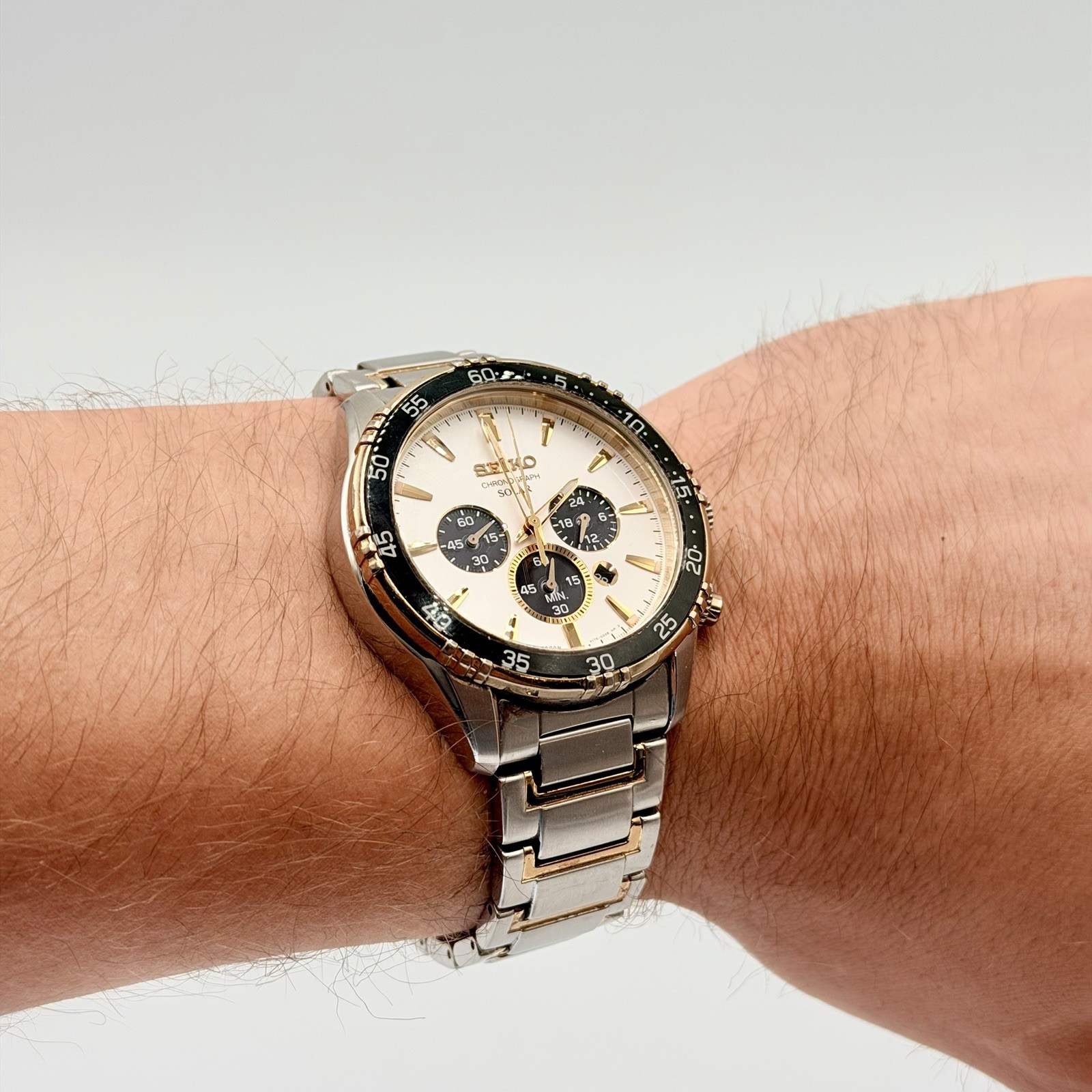 Seiko SSC446 Core Solar Chronograph TwoTone Stainless Steel 44mm Mens Wa G2U