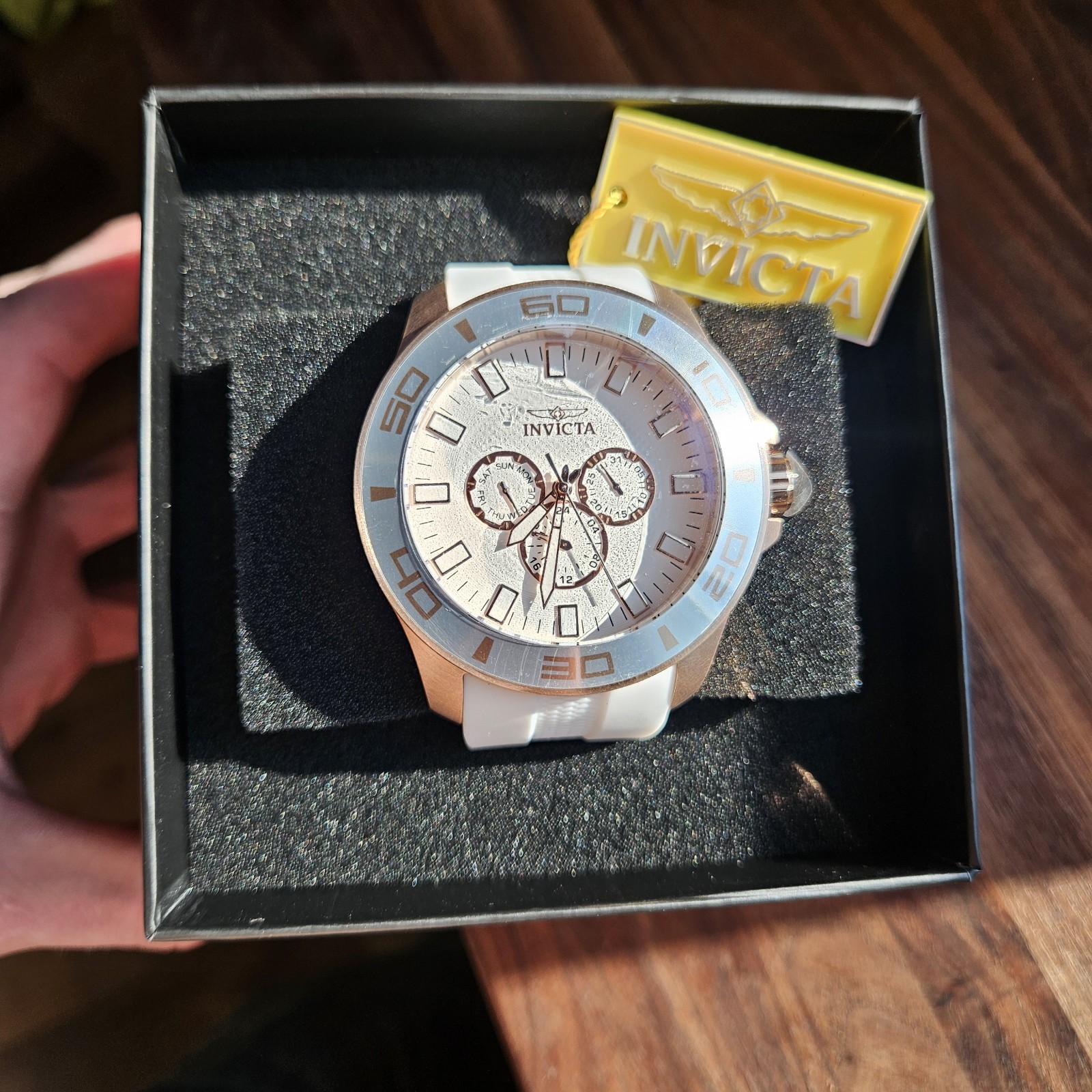 Invicta Men’s Pro Diver 50mm Quartz Chronograph Watch IN-30111