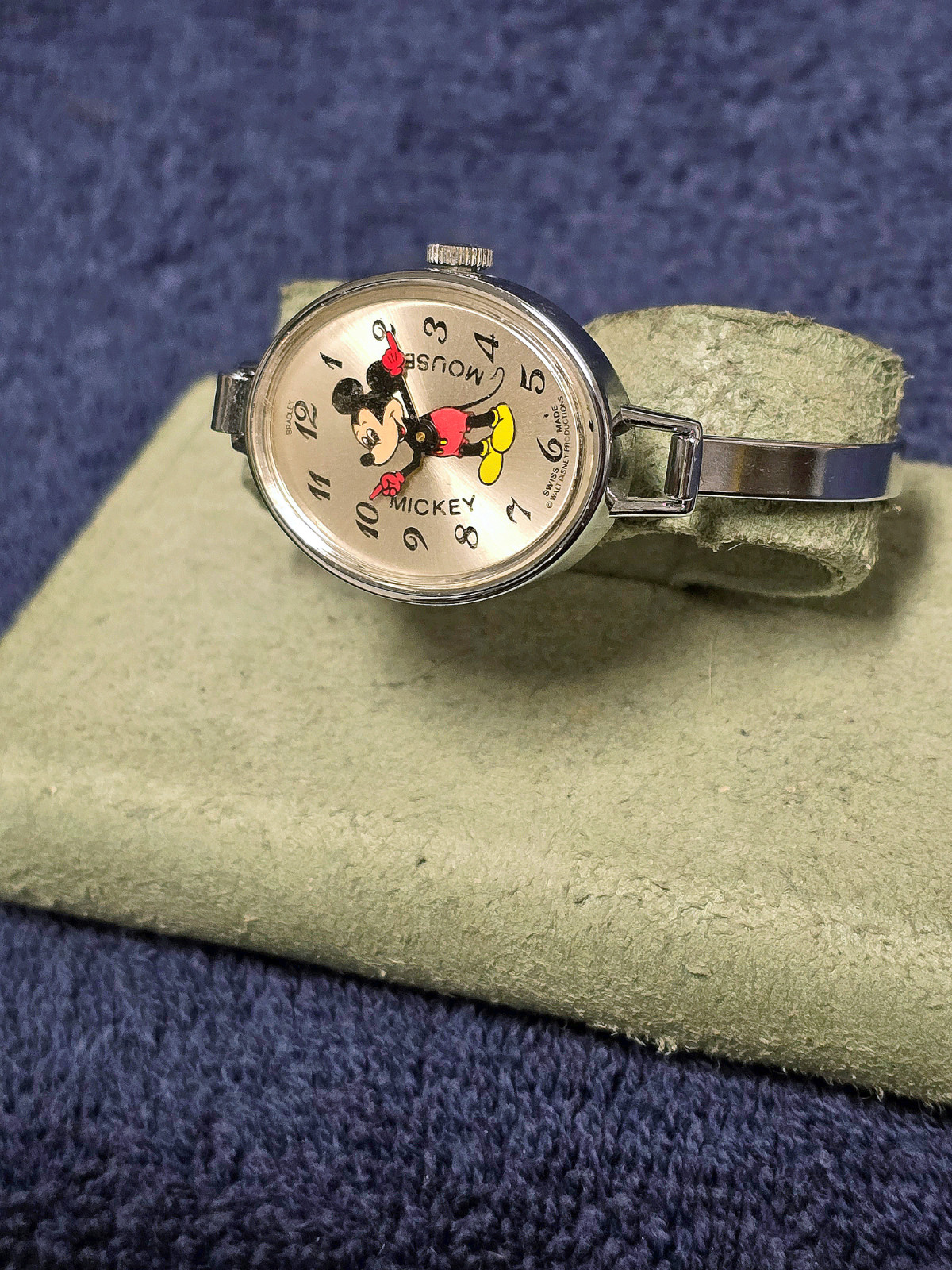 Vintage Bradley #1029 Mickey Mouse Bangle New Old Stock MINT CONDITION RUNNING!!
