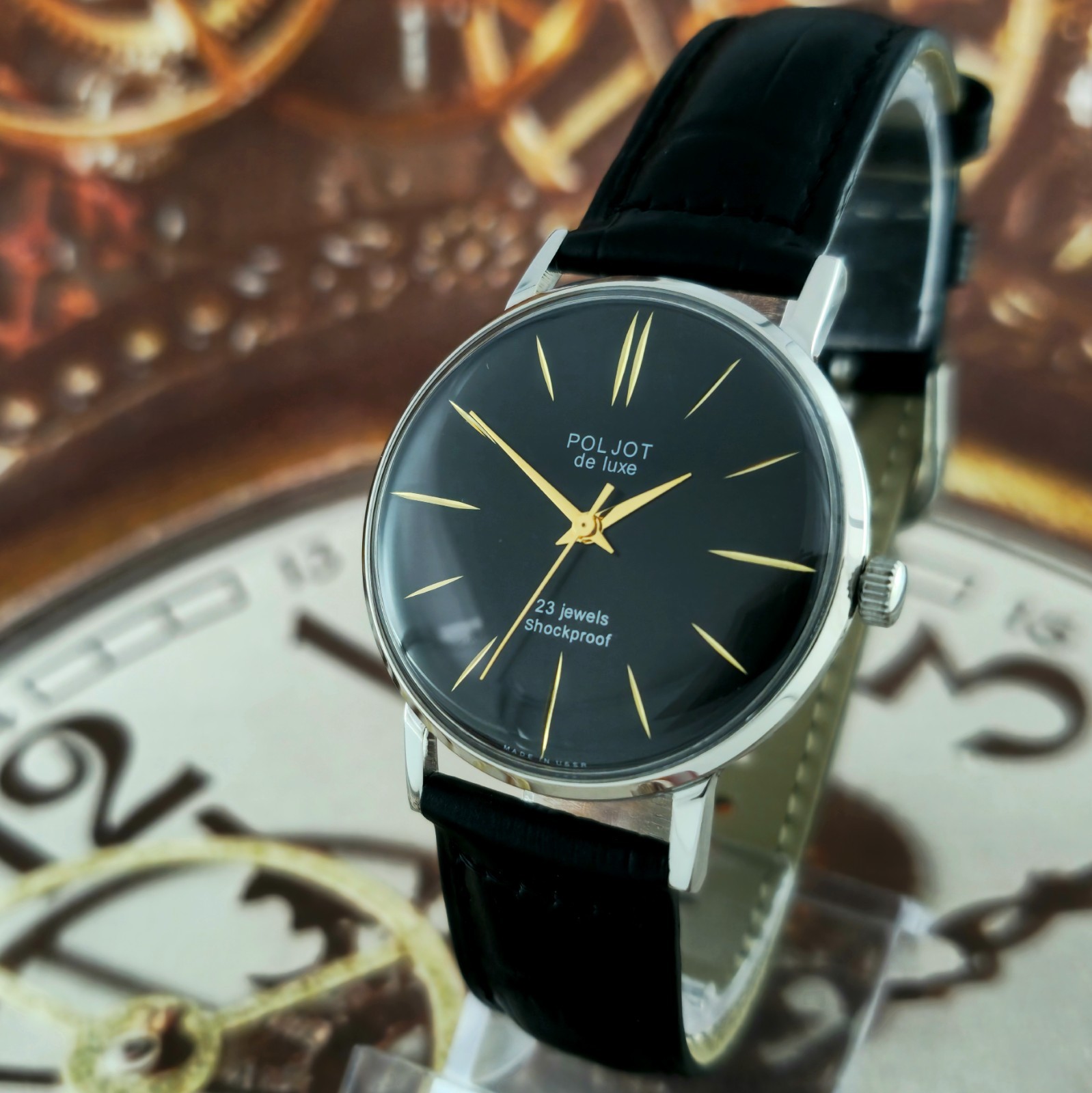 Poljot De Luxe ULTRA SLIM Soviet Wristwatch 2209 Black Dial Vintage Watch USSR