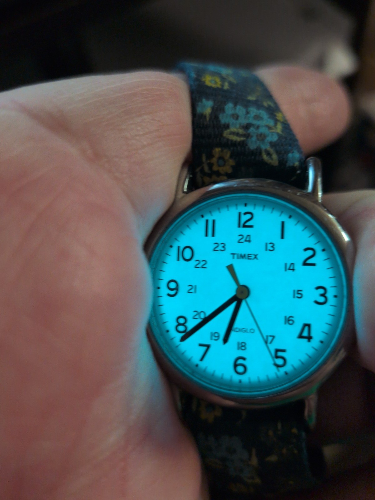 Timex Weekender Womens Indiglo Watch 31mm Floral Nylon T2P370 New Battery