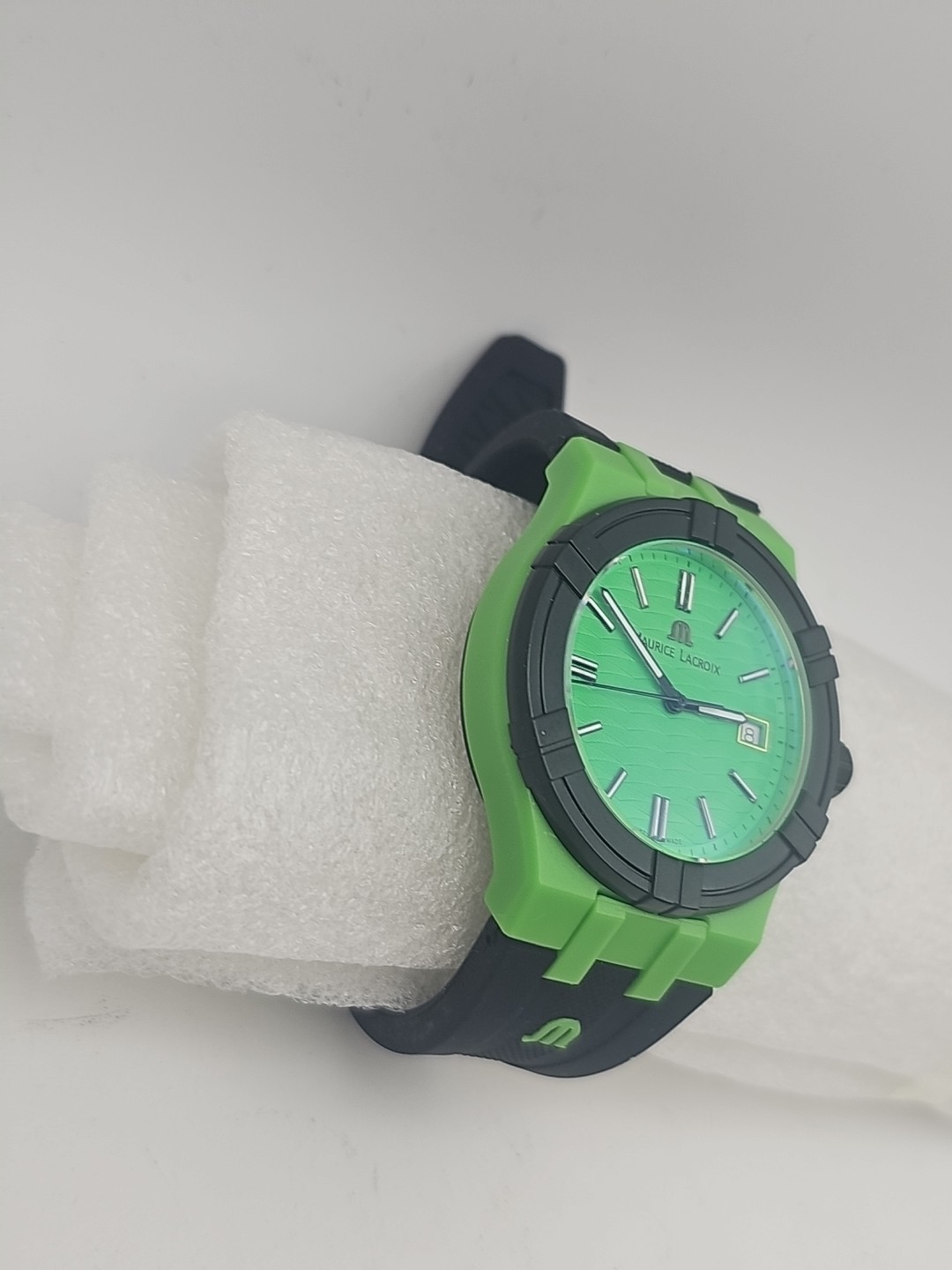 Maurice Lacroix AI2008- Aikon #tide Watch Quartz 40mm 10ATM green black