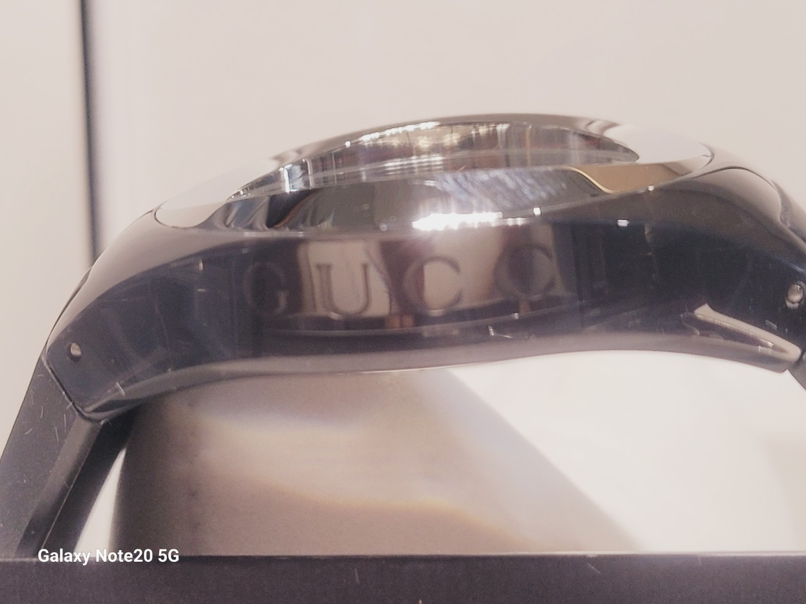 Gucci YA137101 Men’s Black Watch