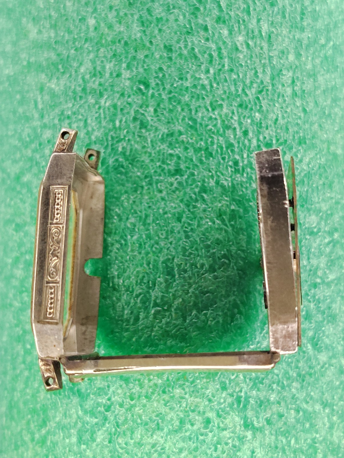 lot C2448 Lady Elgin Hindged Fancy Engraved Case Manual Wind Vintage Watch Parts