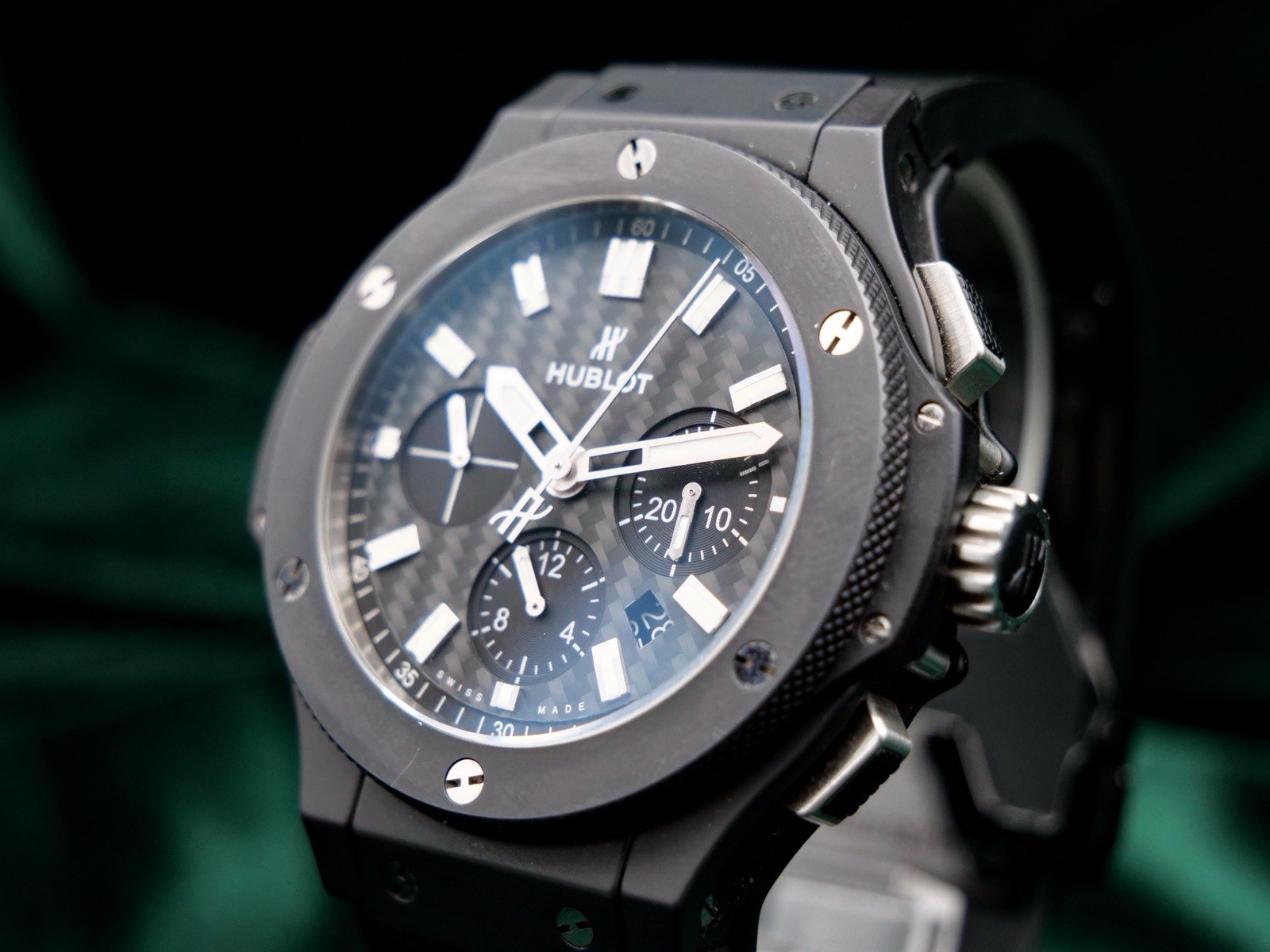Hublot Big Bang Black Magic Carbon Fiber Dial Ceramic 301.CI.1770.RX B &P 2021