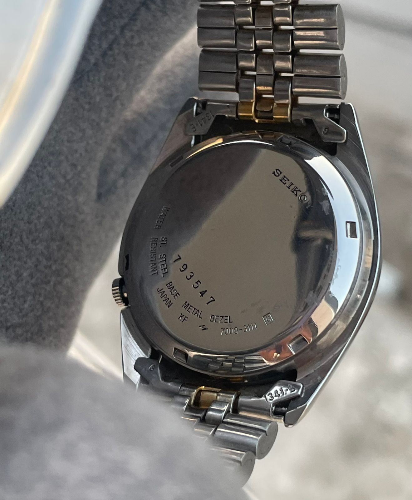 Fluted Bezel Seiko 5 Tow Tone 7009-3110 17 Jewels Wrist Watch Mens Japan